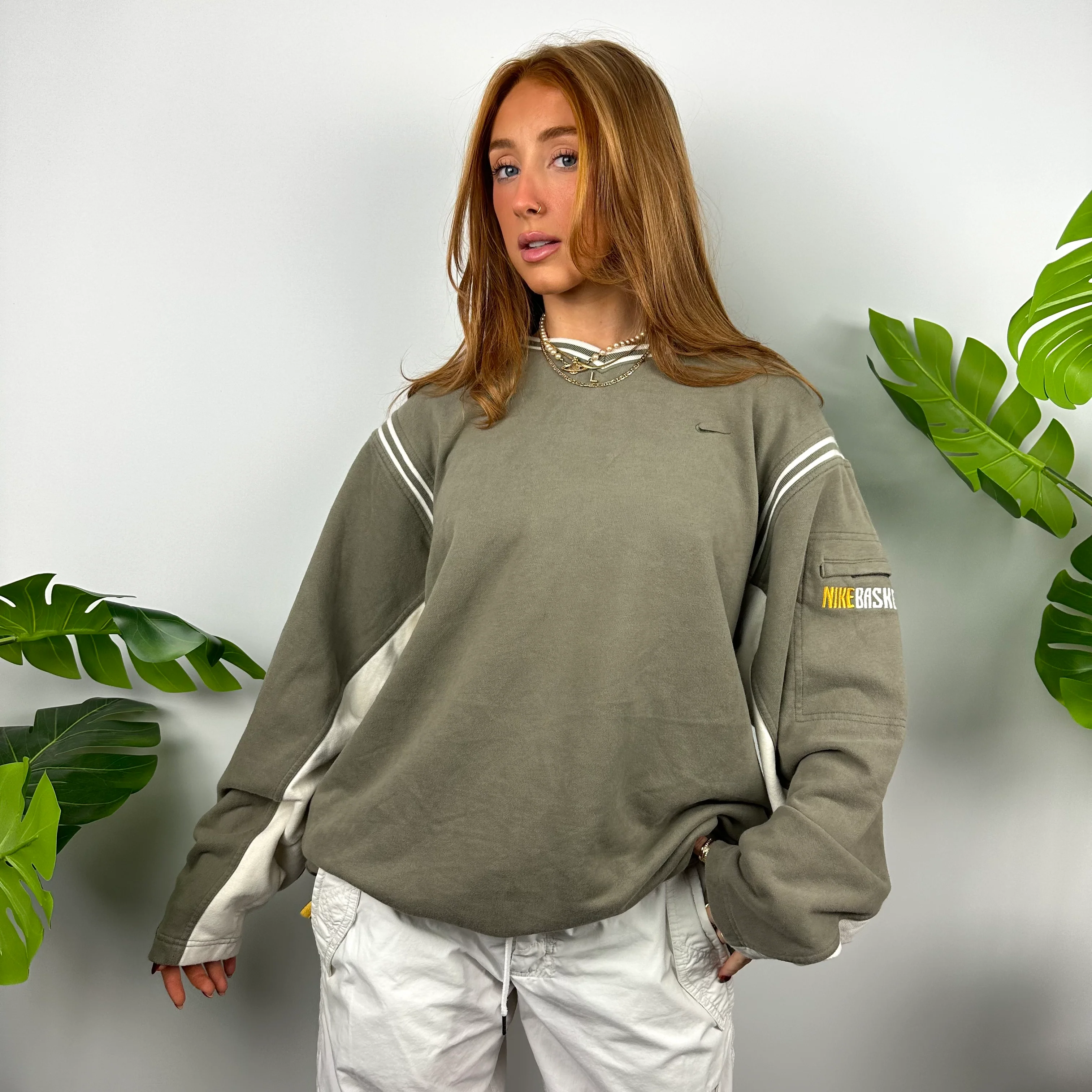 Nike Basketball Mocha Brown Embroidered Swoosh Sweatshirt (L) - Image 6