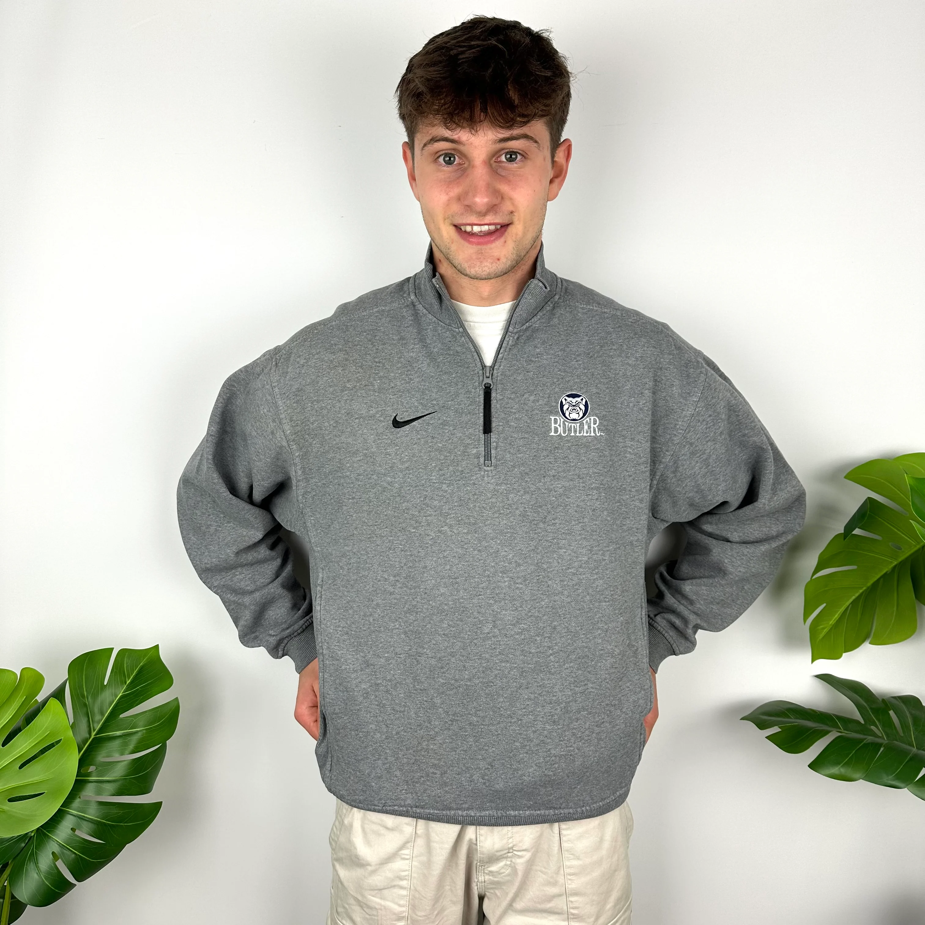 Nike X Butler University Bulldogs Grey Embroidered Spell Out Quarter Zip Sweatshirt (M) - Image 5