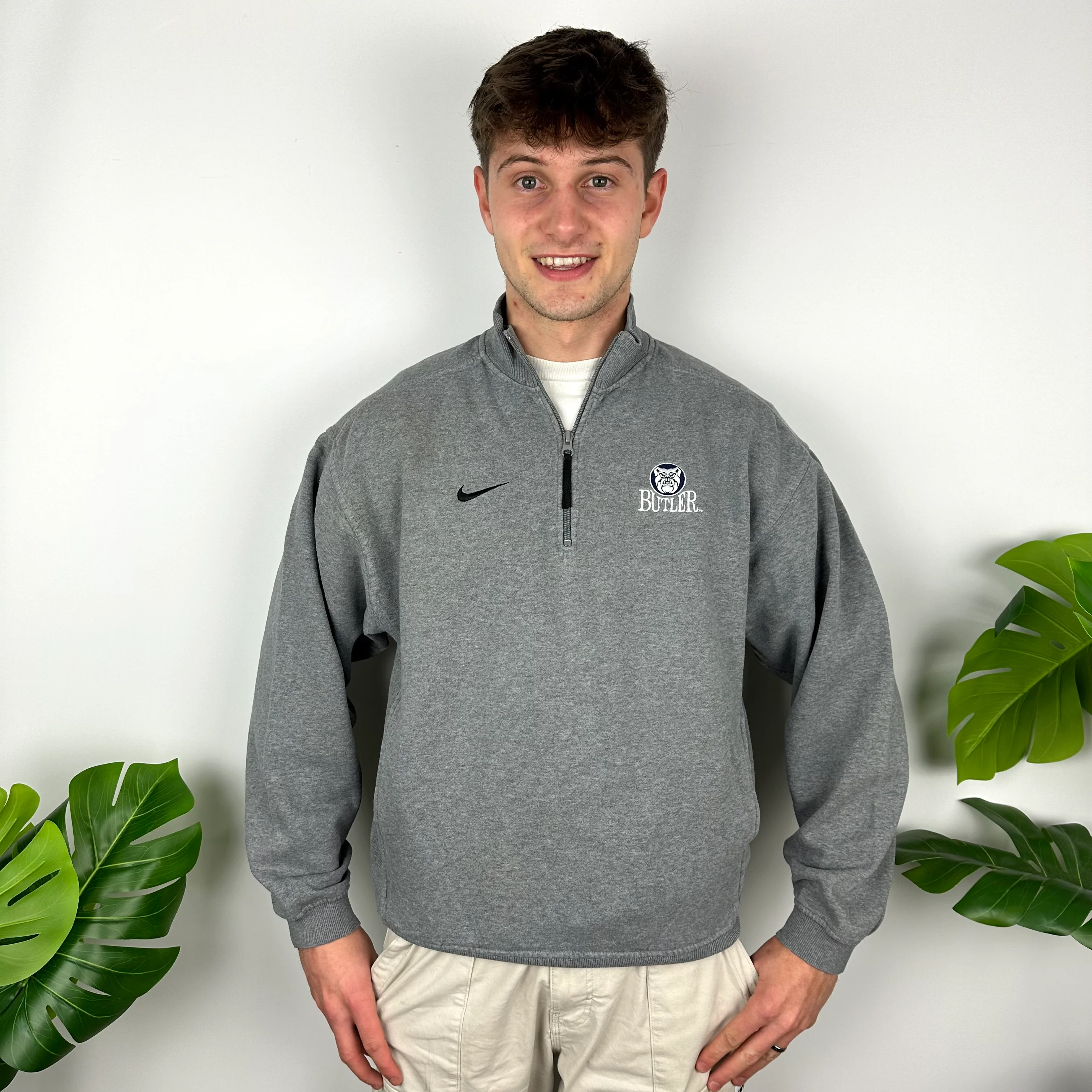 Nike X Butler University Bulldogs Grey Embroidered Spell Out Quarter Zip Sweatshirt (M) - Image 7