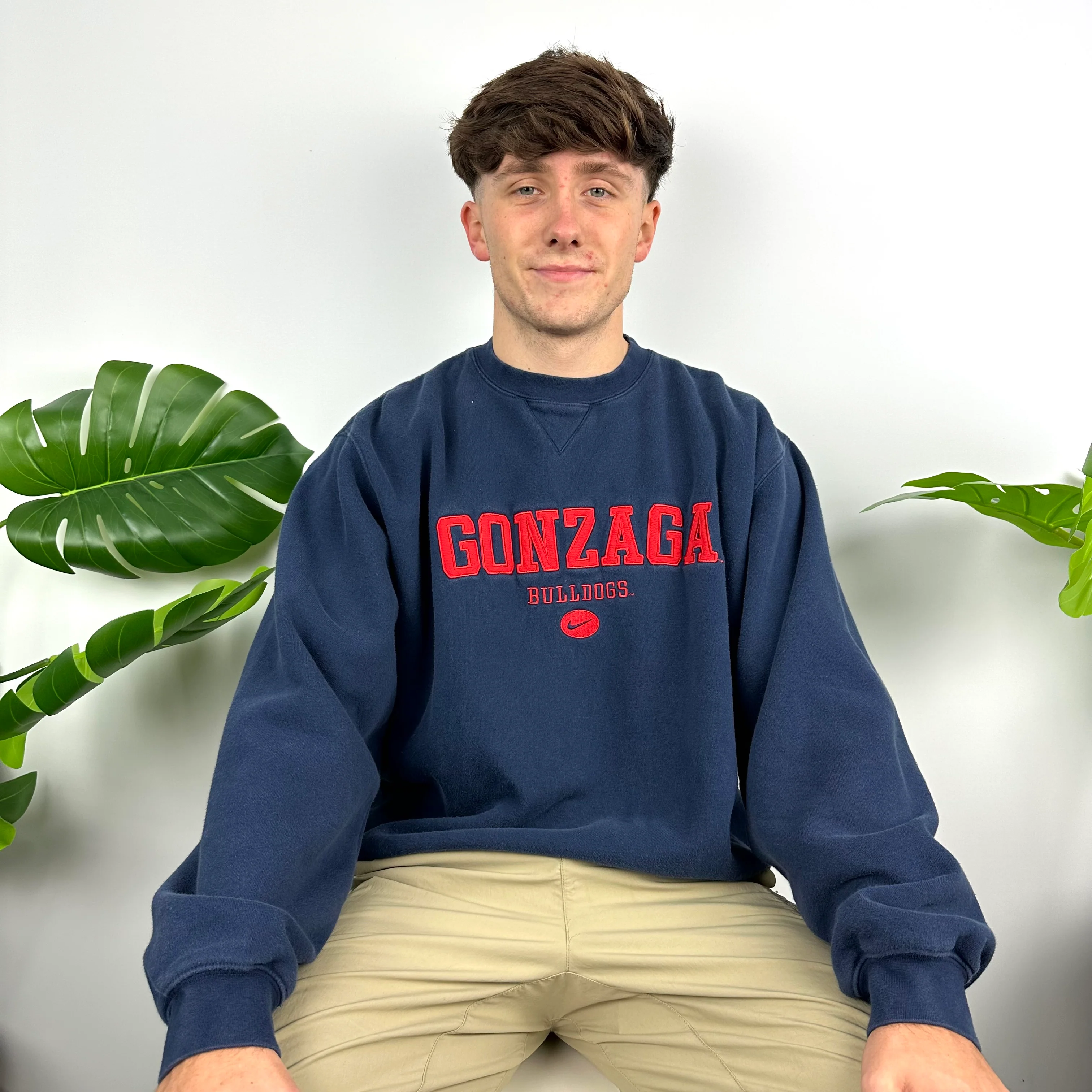 Nike x Gonzaga Bulldogs Navy Embroidered Spell Out Sweatshirt (M) - Image 3