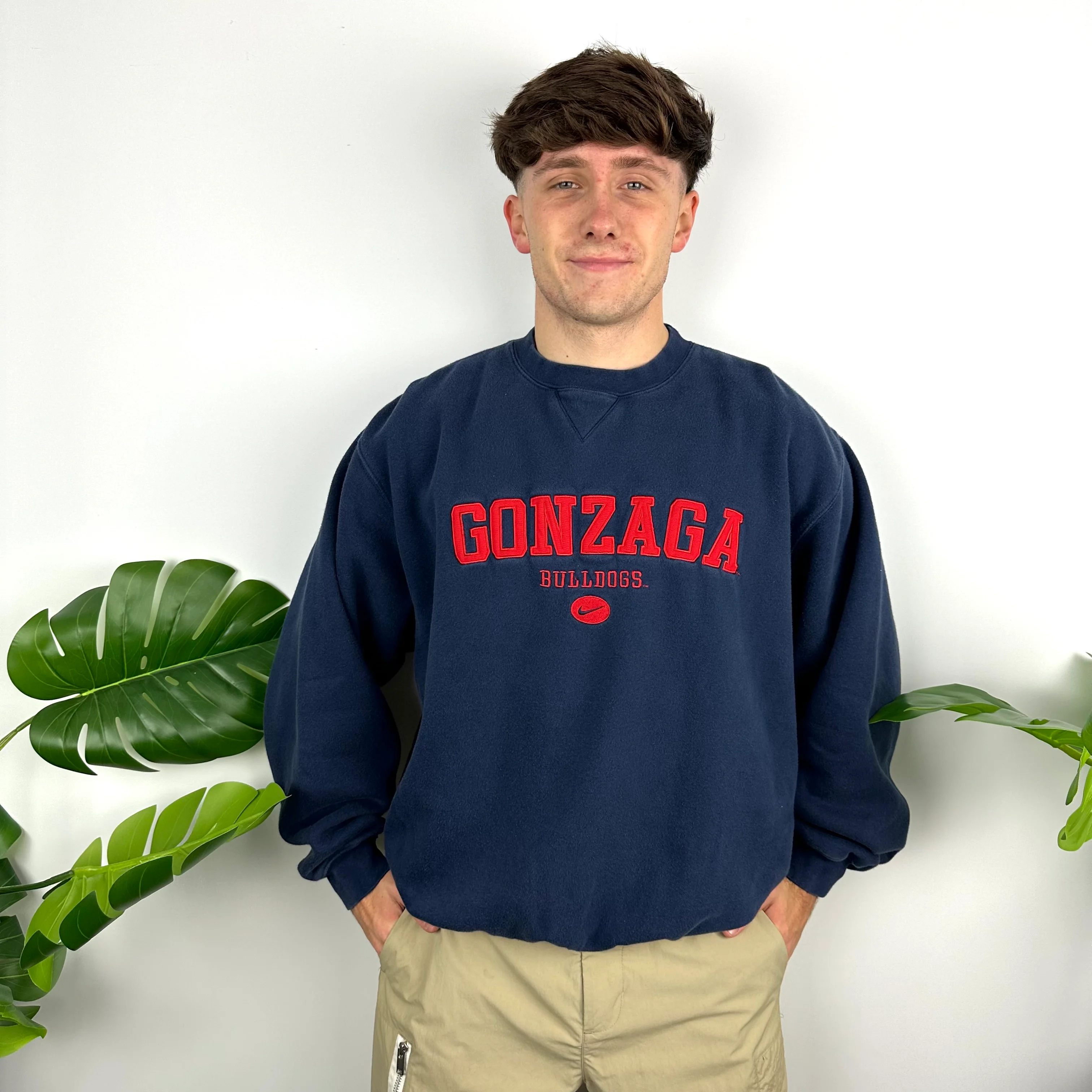 Nike x Gonzaga Bulldogs Navy Embroidered Spell Out Sweatshirt (M) - Image 5