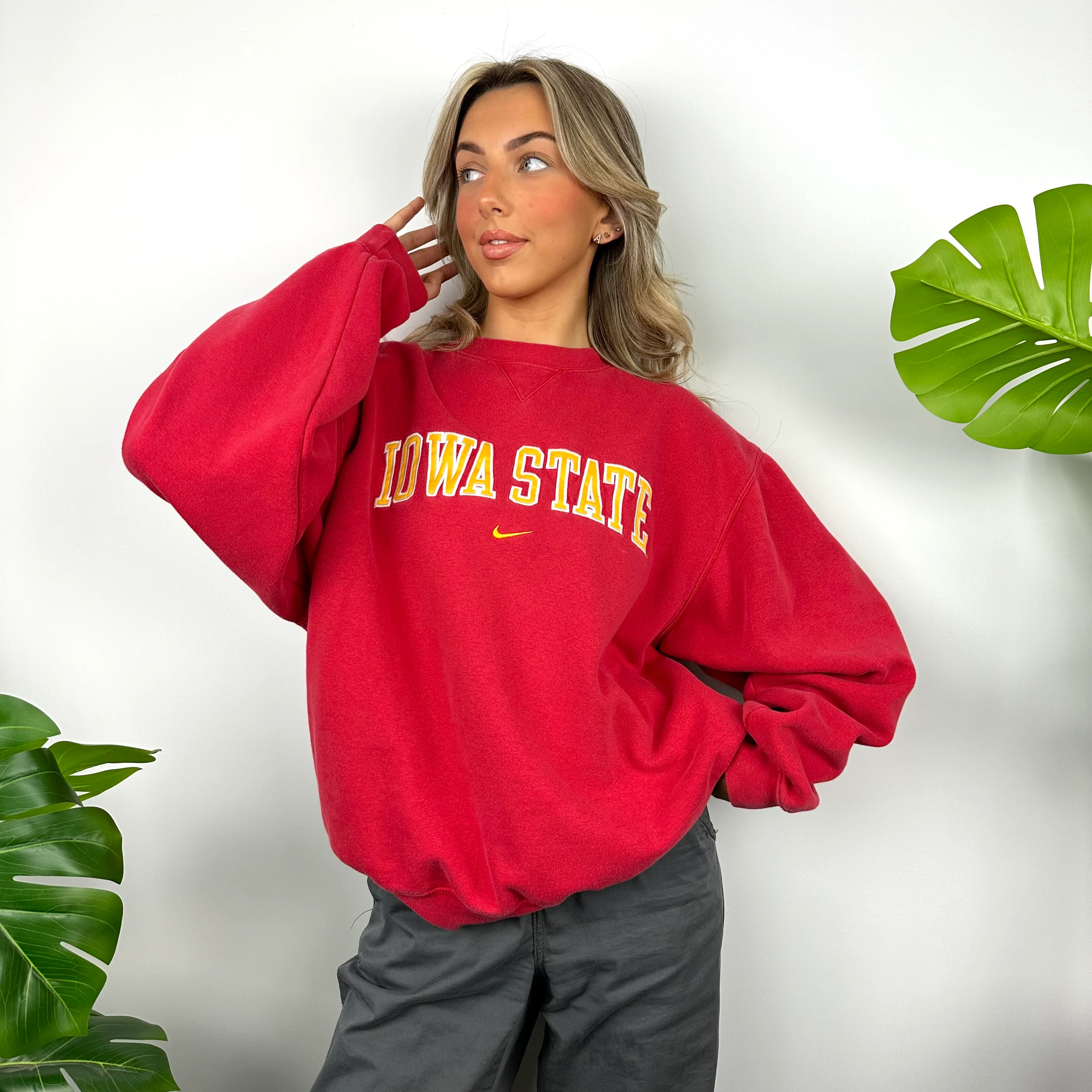 Nike x Iowa Red Embroidered Spell Out Sweatshirt (L) - Image 7