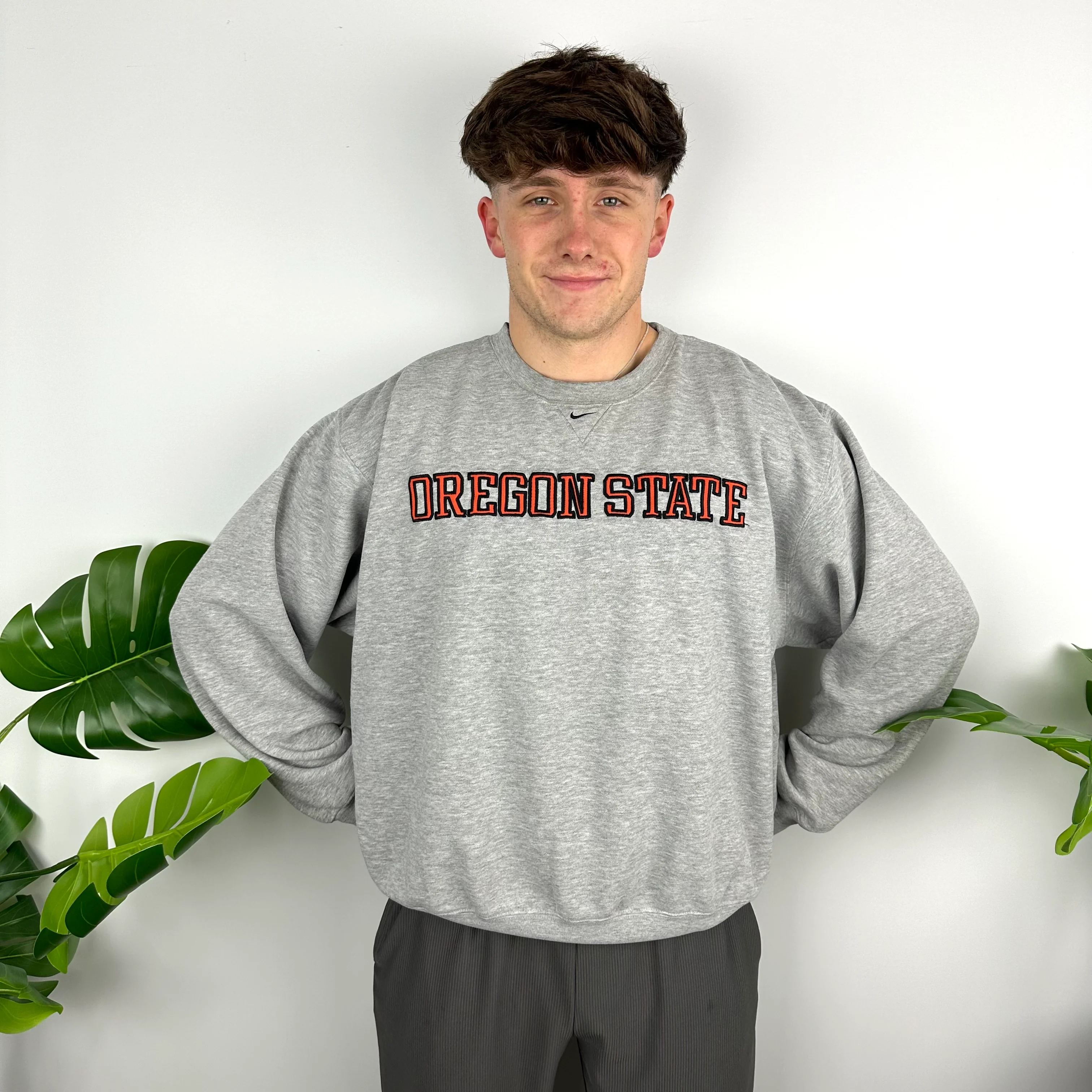 Nike x Oregon State Grey Embroidered Spell Out Sweatshirt (L) - Image 9