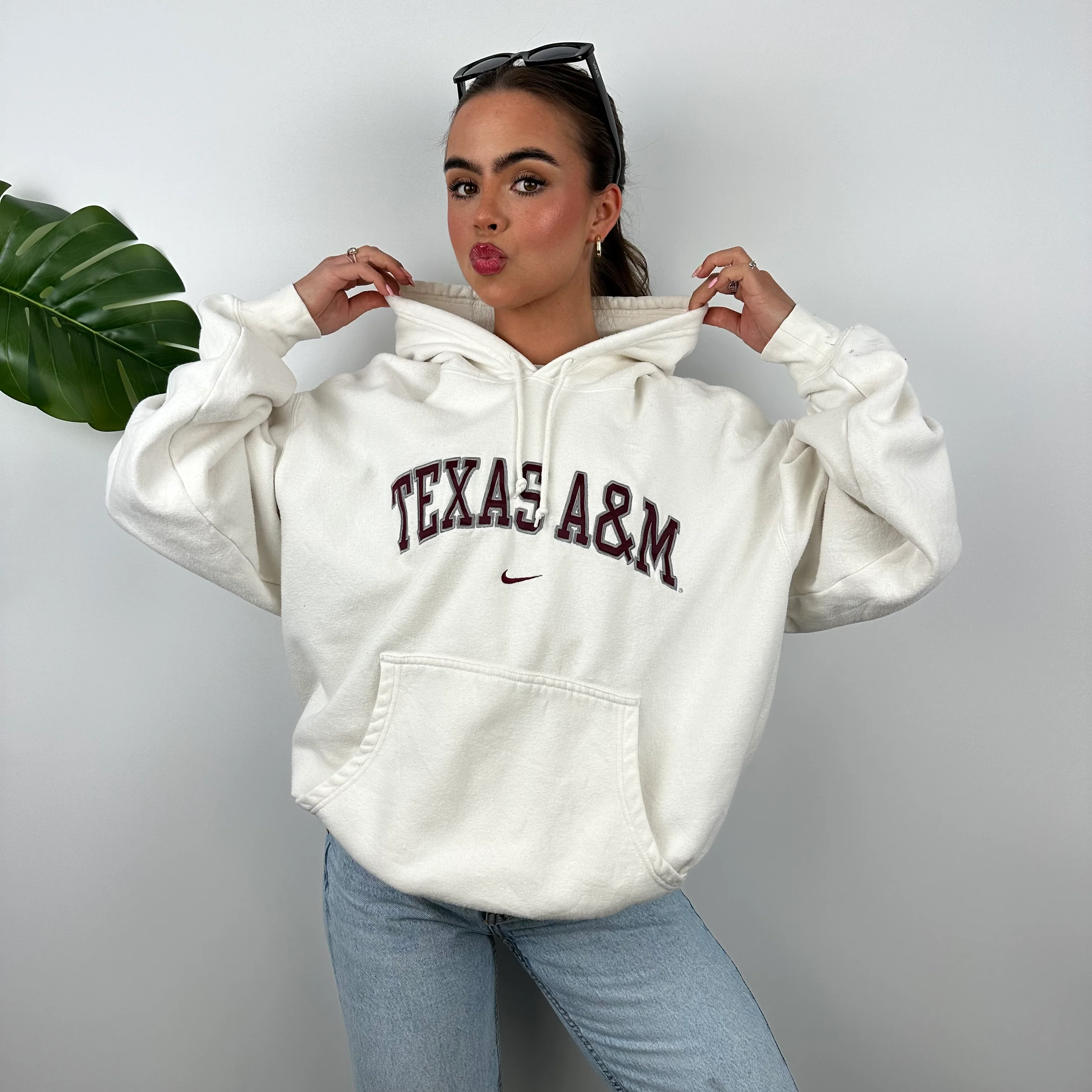 Nike x Texas A&M White Embroidered Spell Out Hoodie (L) - Image 6