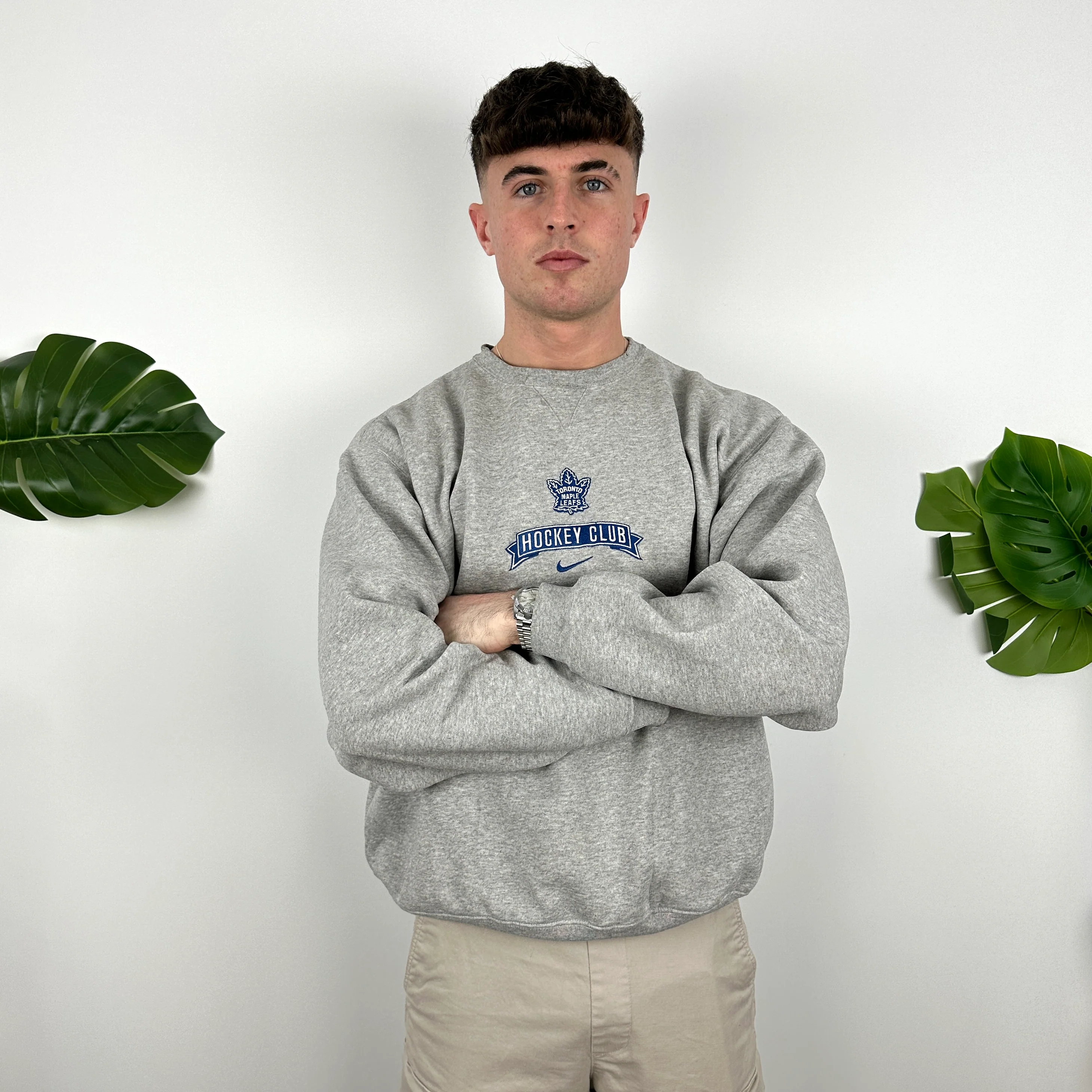 Nike X Toronto Maple Leafs Grey Embroidered Spell Out Sweatshirt (L) - Image 5