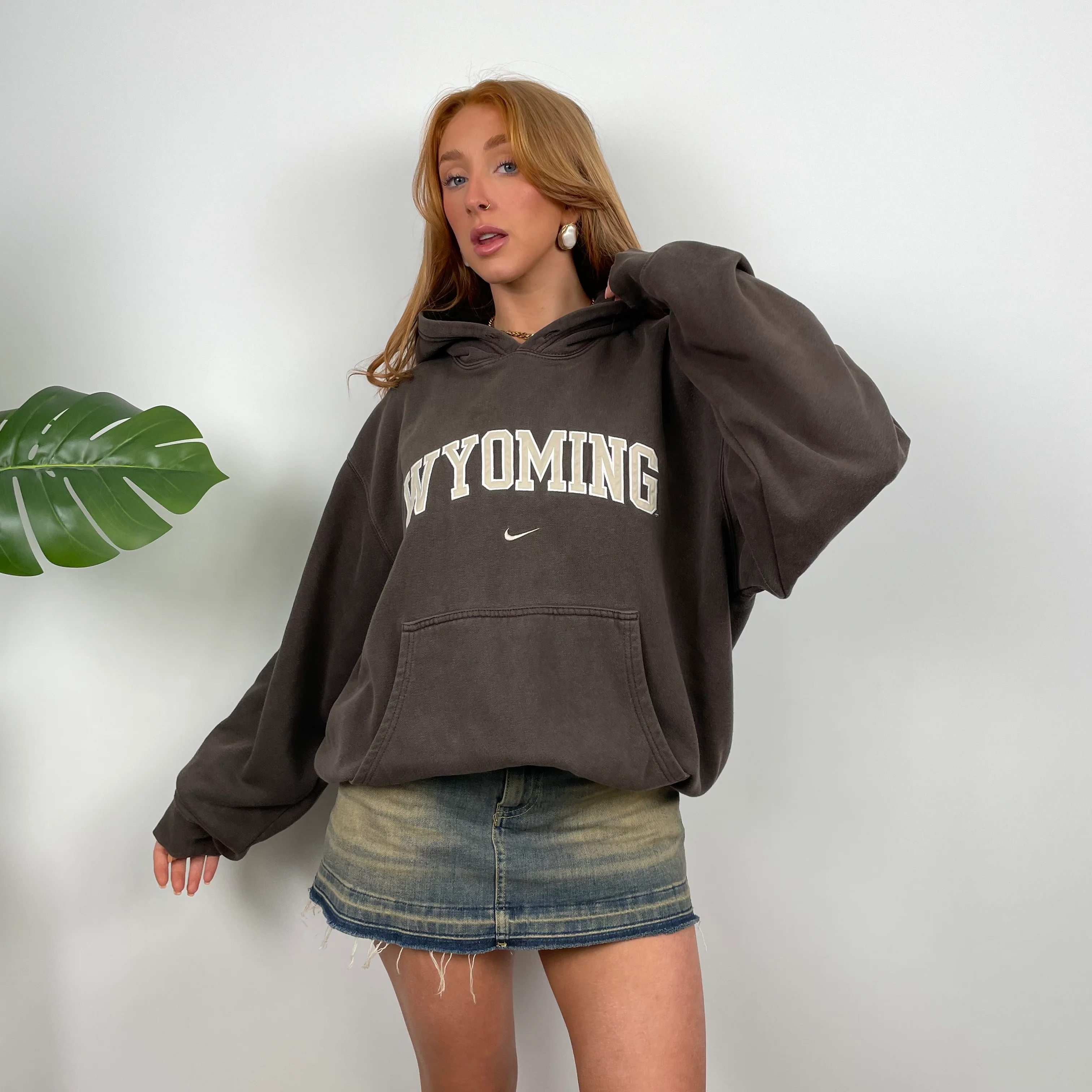 Nike x Wyoming Brown Embroidered Spell Out Hoodie (M) - Image 3