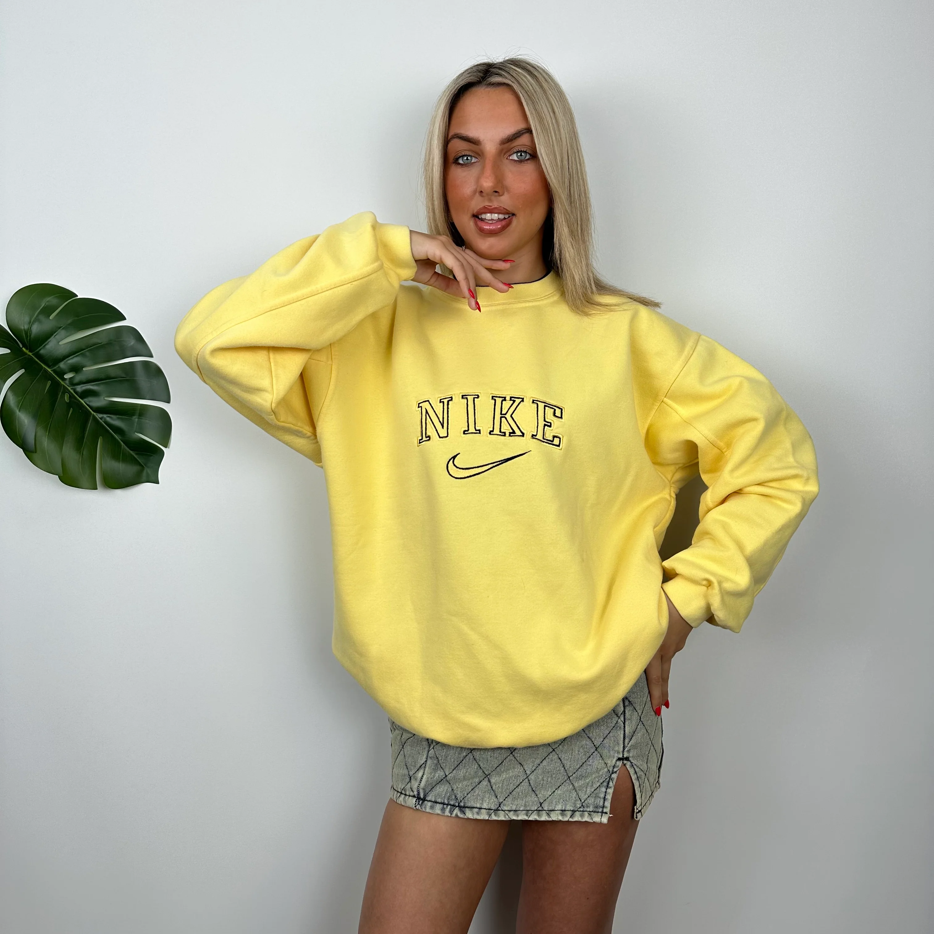 Nike Yellow Embroidered Spell Out Sweatshirt (M) - Image 4