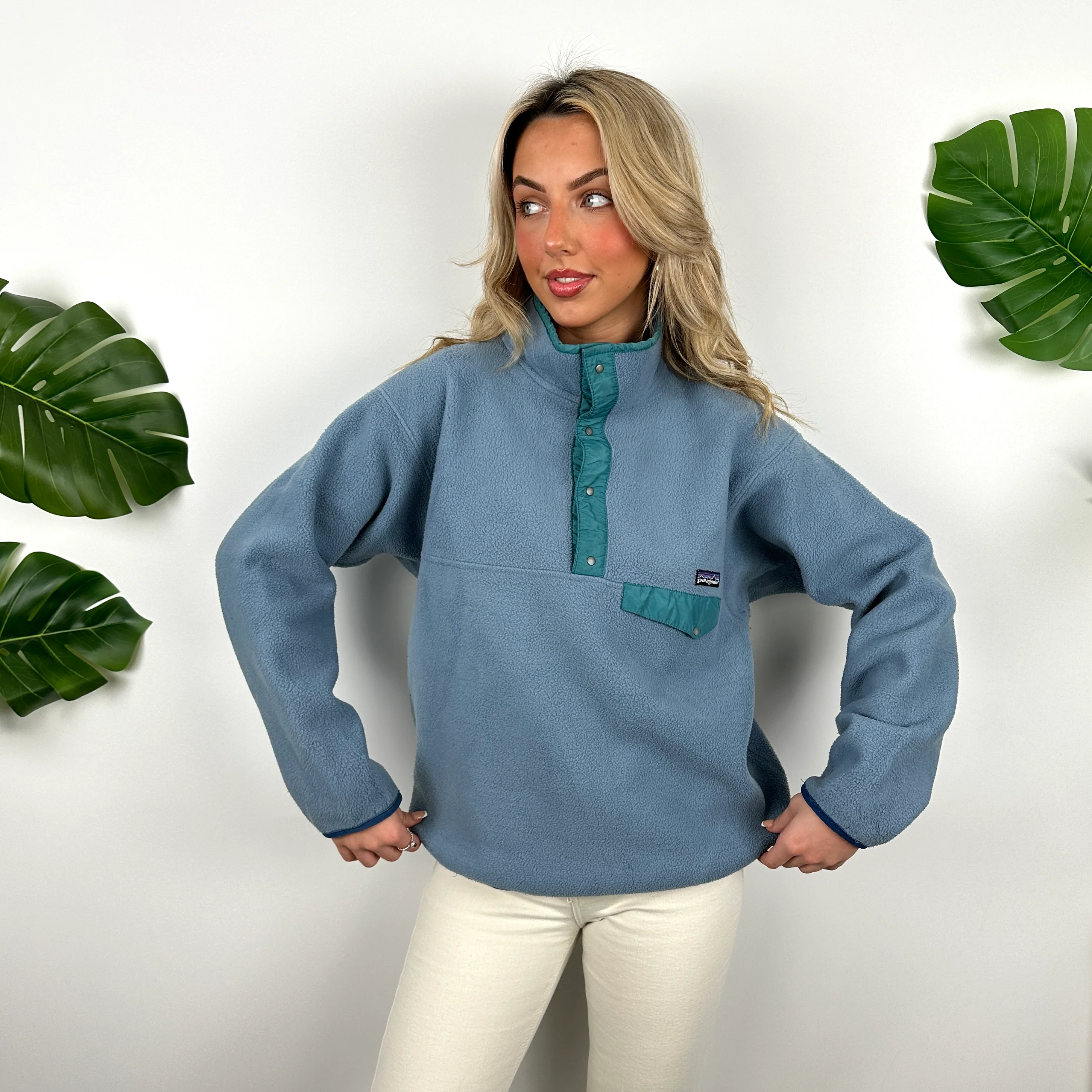 Patagonia Baby Blue Embroidered Spell Out Teddy Bear Fleece Button Sweatshirt (M) - Image 2