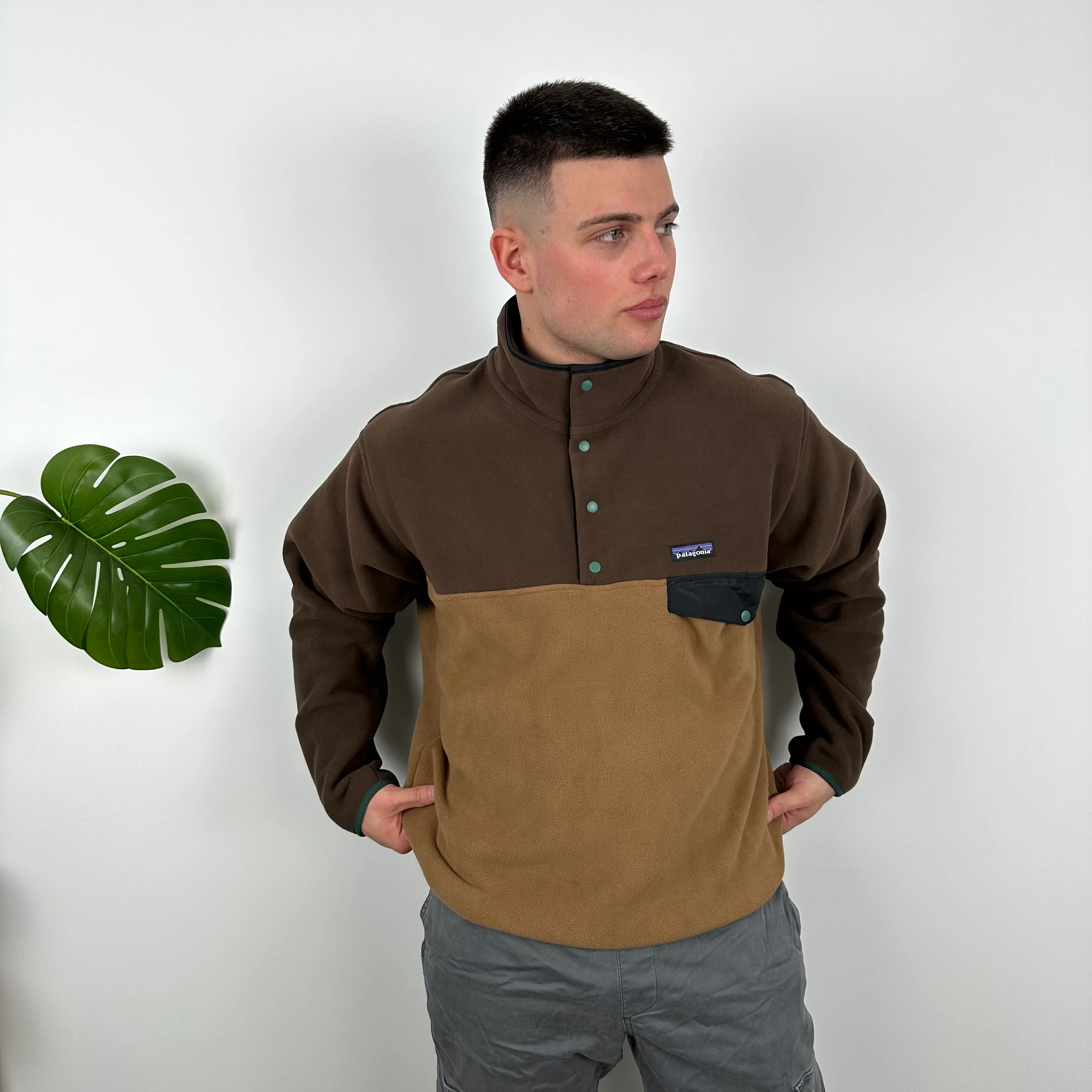 Patagonia Brown Embroidered Spell Out Teddy Bear Fleece Sweatshirt (L) - Image 3