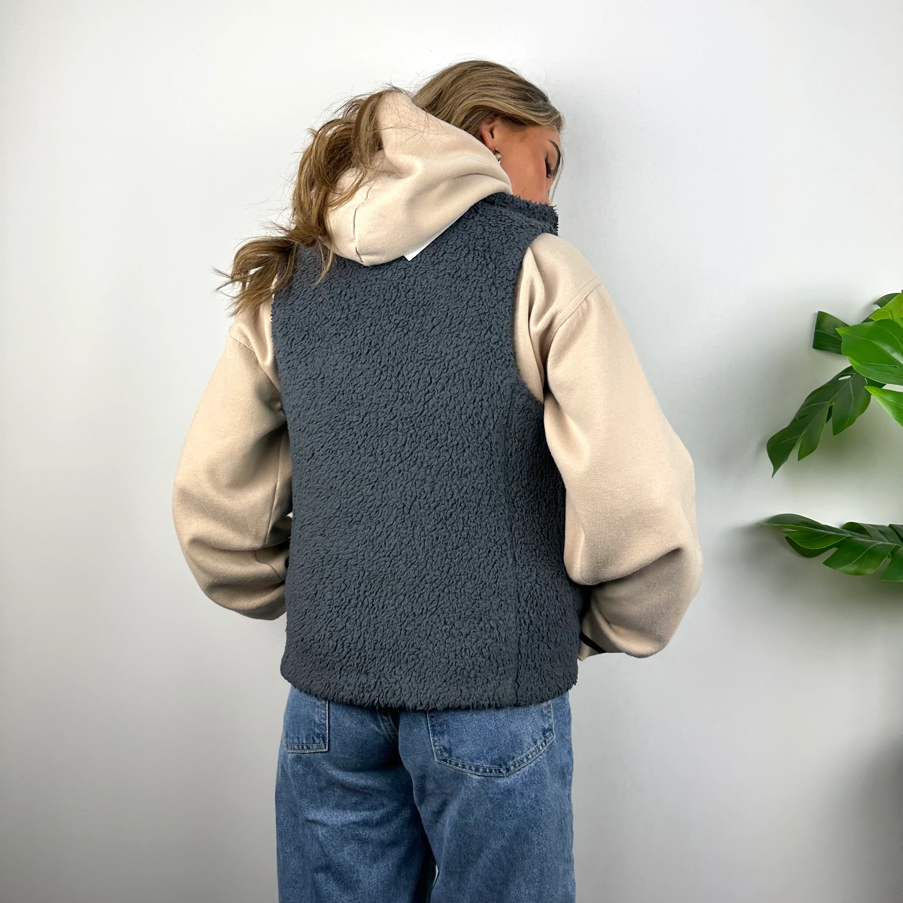 Patagonia Navy Embroidered Spell Out Teddy Bear Sherpa Fleece Gilet (S) - Image 3