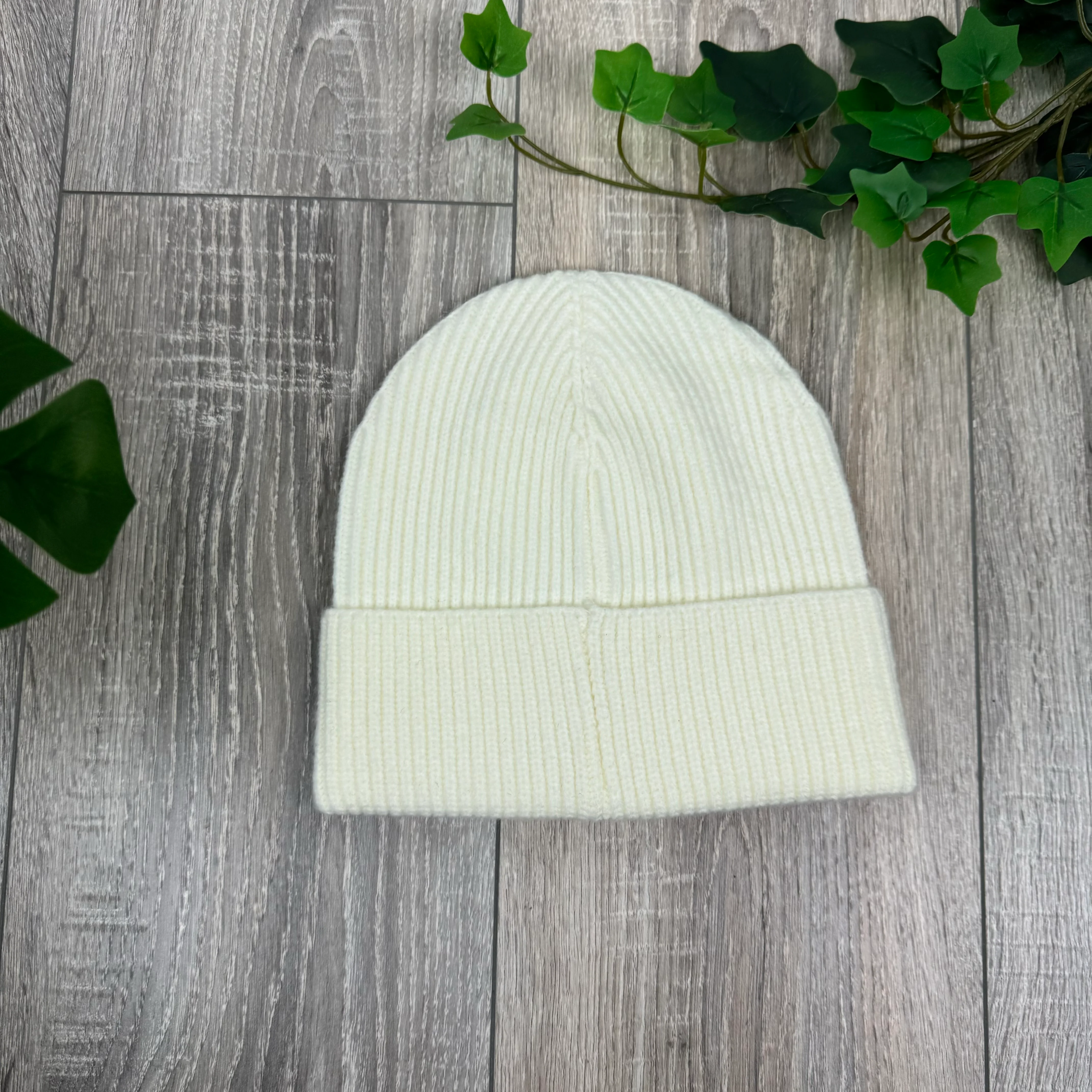 Polo Ralph Lauren Bear Beanie in Cream - Image 2