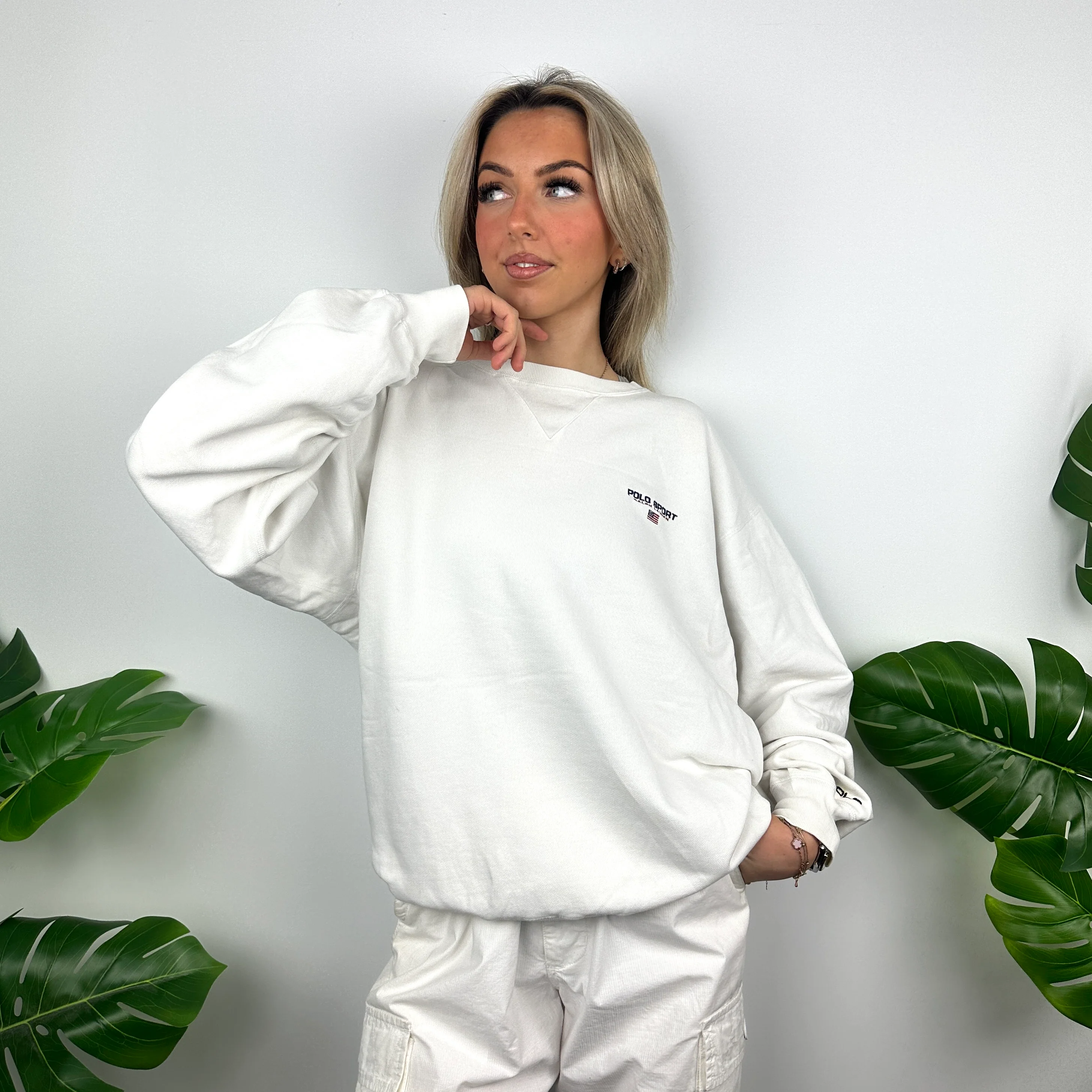 Polo Ralph Lauren White Embroidered Spell Out Sweatshirt (M) - Image 3