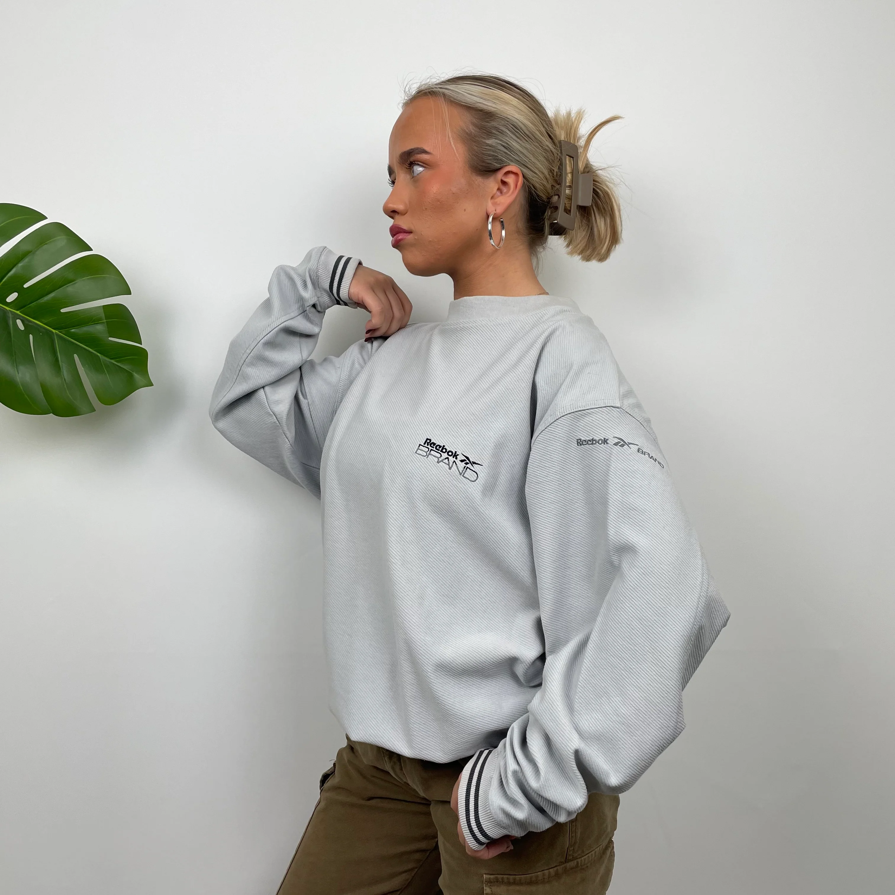Reebok Brand Grey Embroidered Spell Out Sweatshirt (XXL) - Image 2