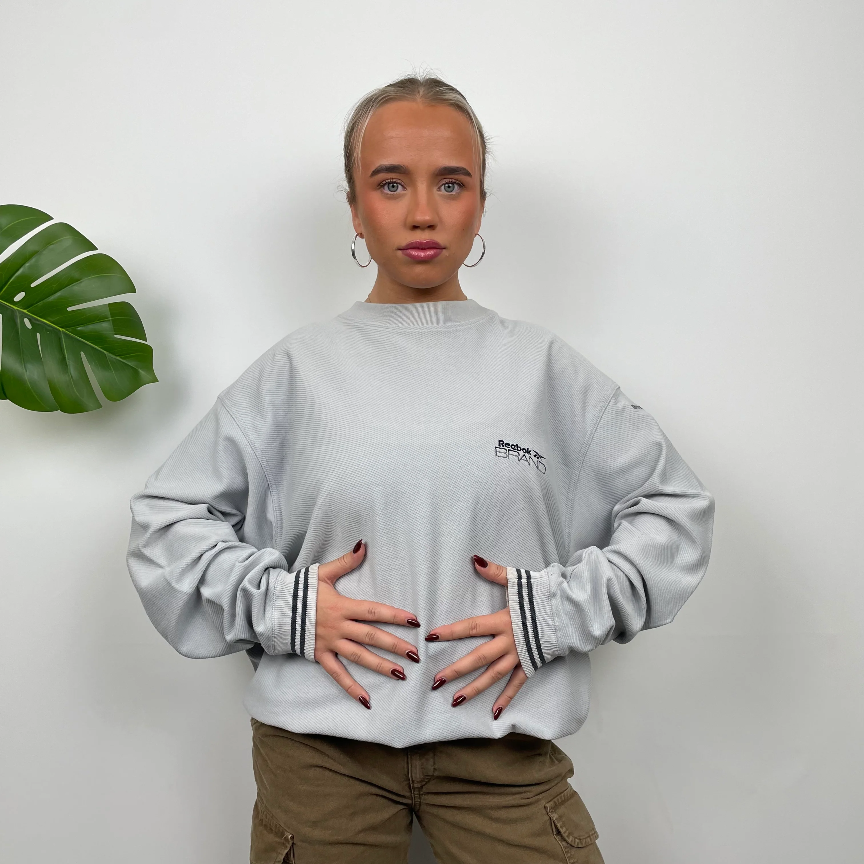 Reebok Brand Grey Embroidered Spell Out Sweatshirt (XXL) - Image 3