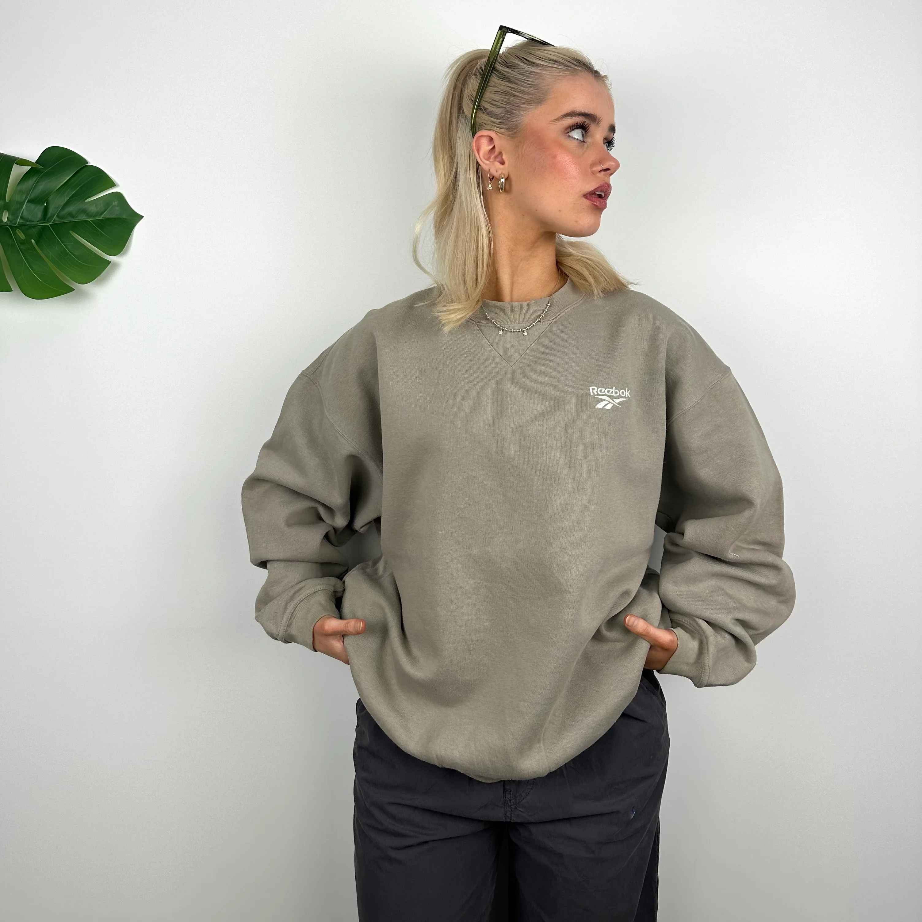 Reebok Brown Embroidered Spell Out Sweatshirt (L) - Image 5