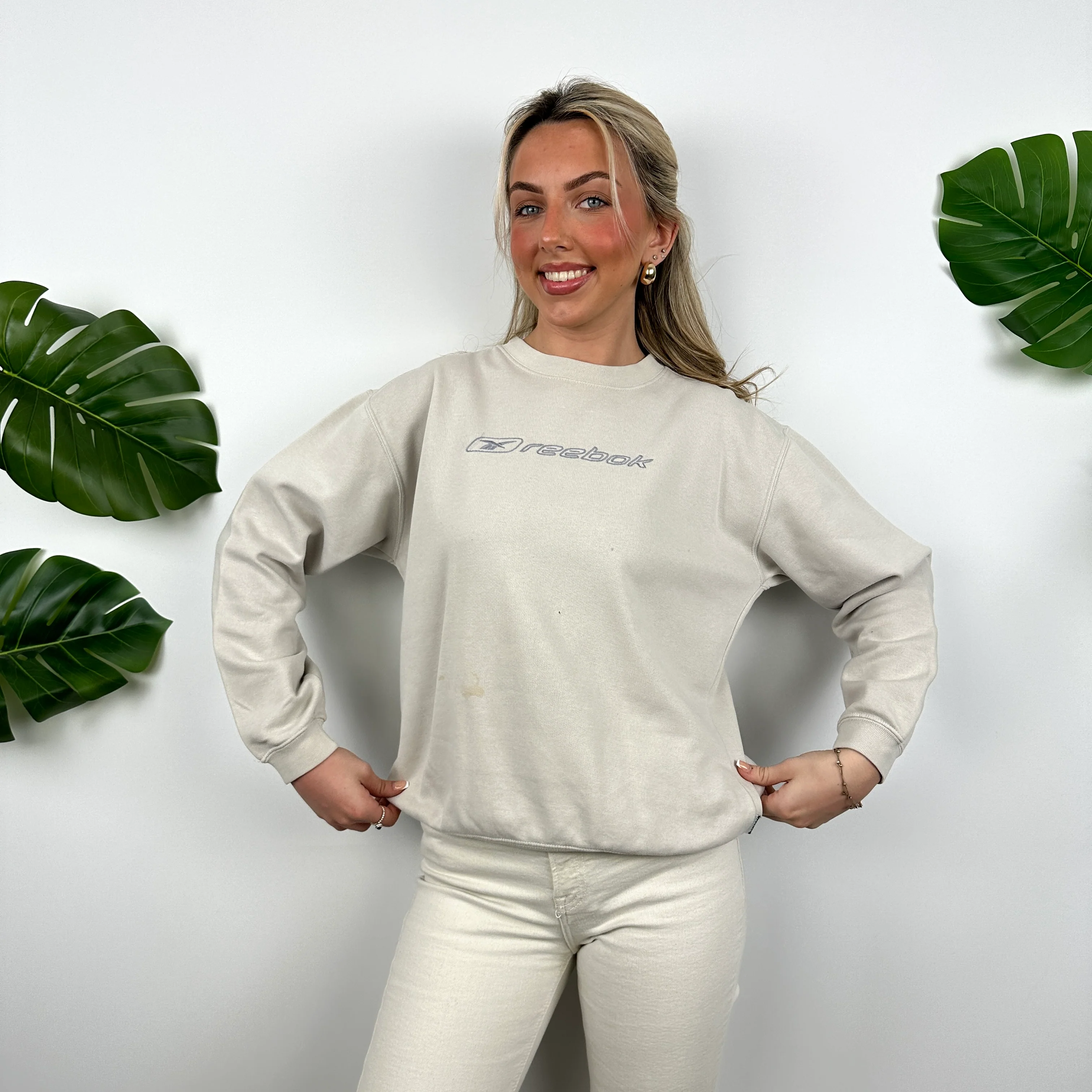 Reebok Cream Embroidered Spell Out Sweatshirt (M)