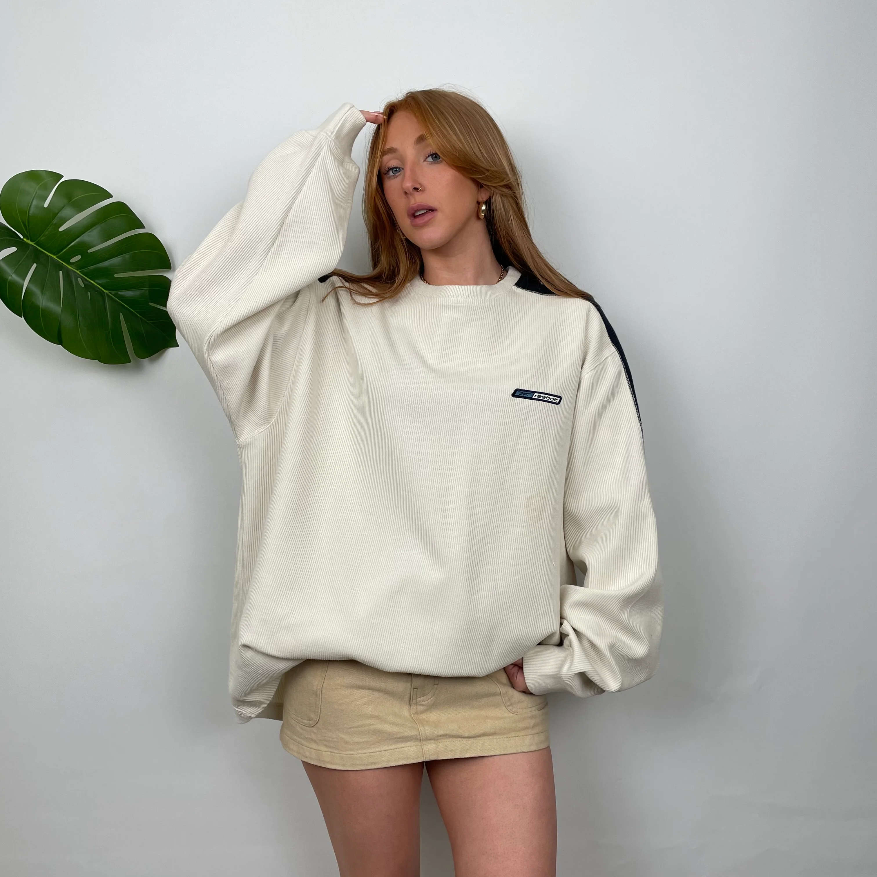 Reebok Cream Embroidered Spell Out Sweatshirt (XL) - Image 5
