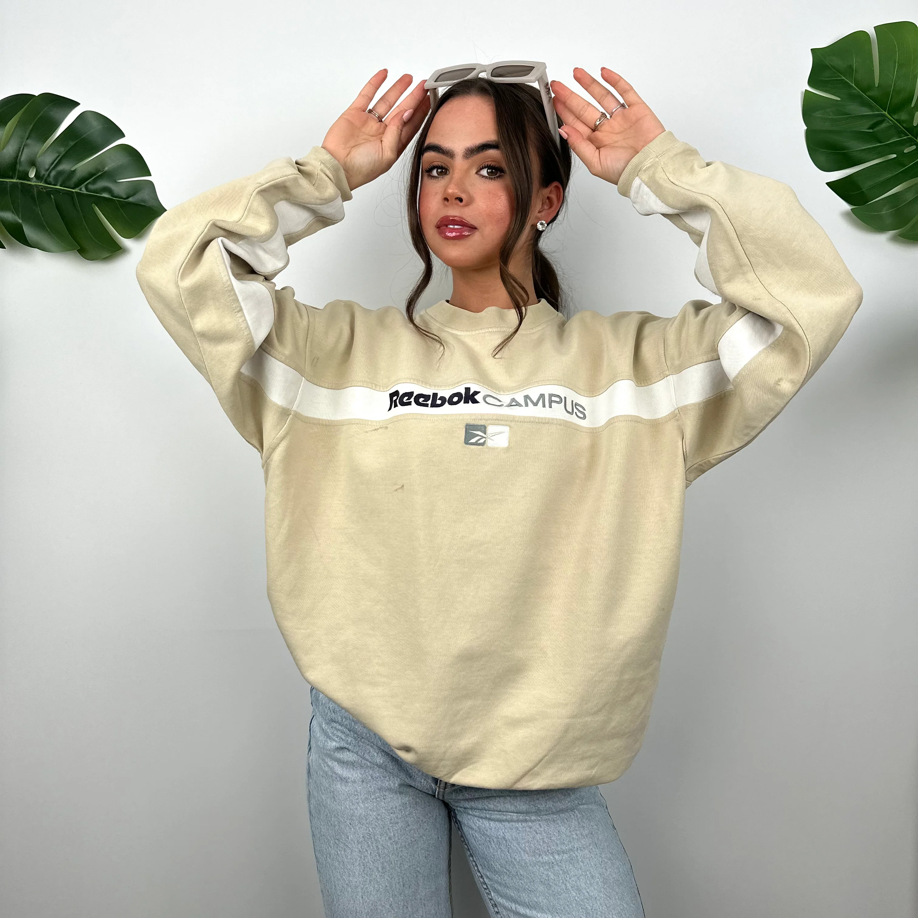 Reebok Cream Embroidered Spell Out Sweatshirt (M) - Image 5