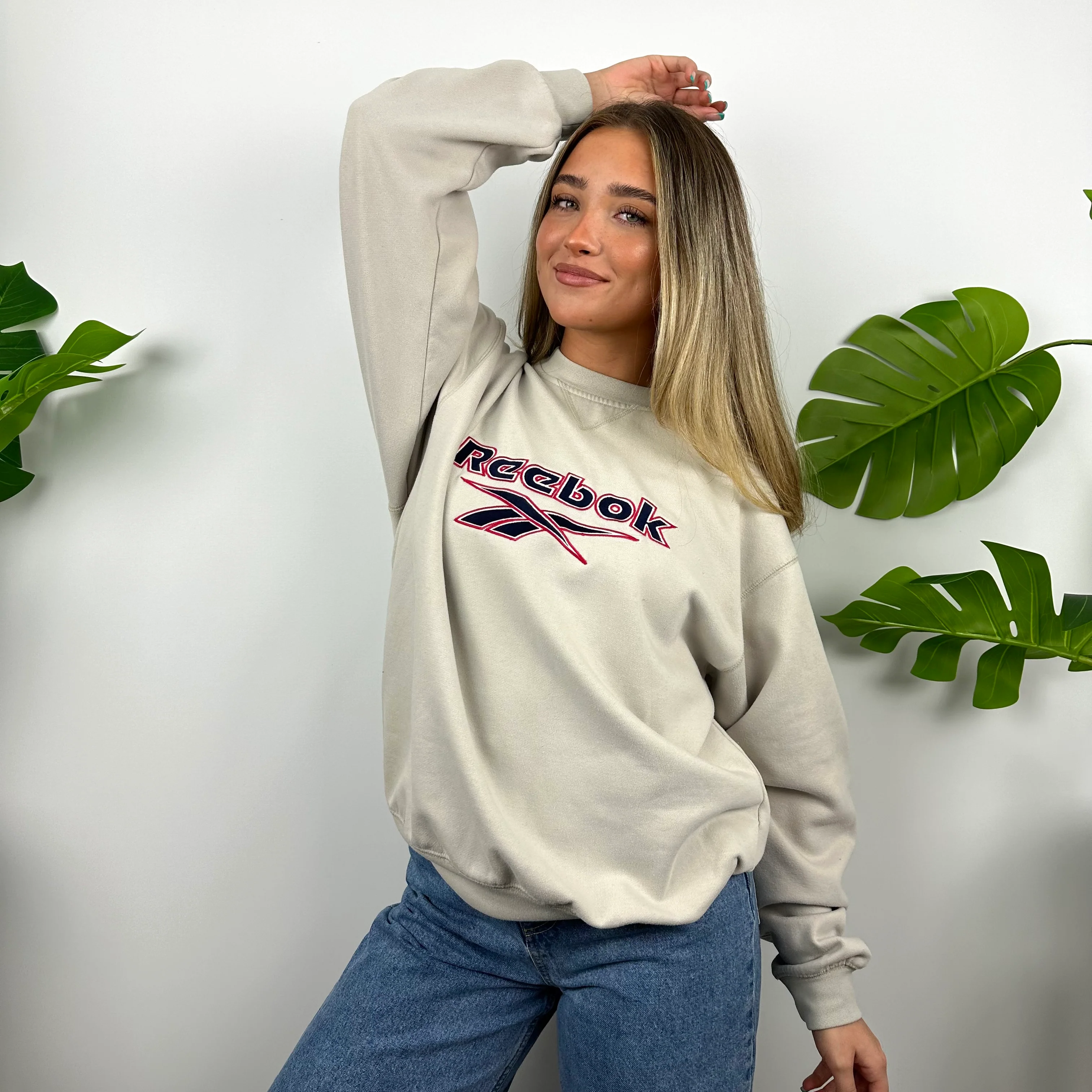 Reebok Cream Embroidered Spell Out Sweatshirt (M) - Image 3