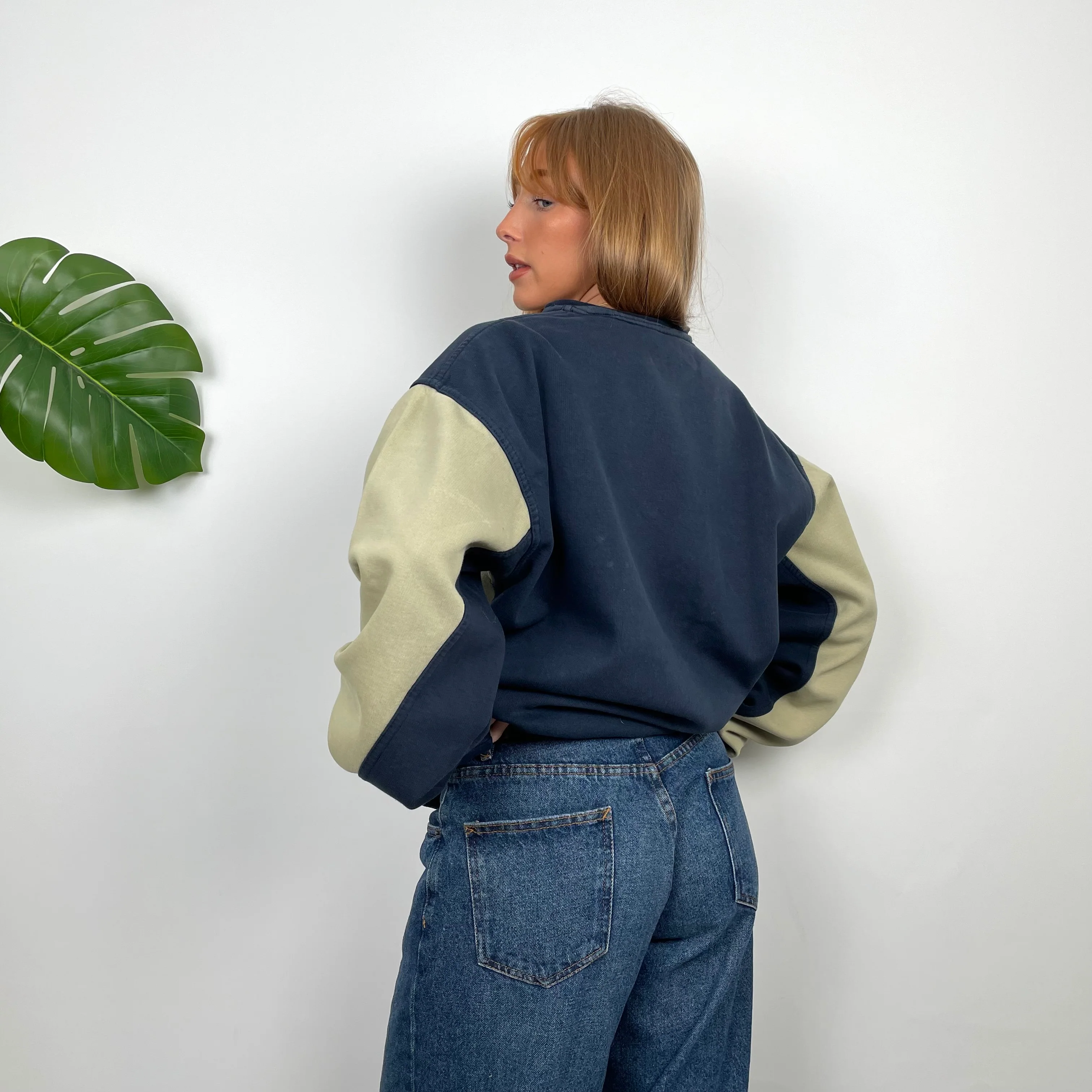 Reebok Freestyle RARE Navy and Green Embroidered Spell Out Sweatshirt (M) - Image 6