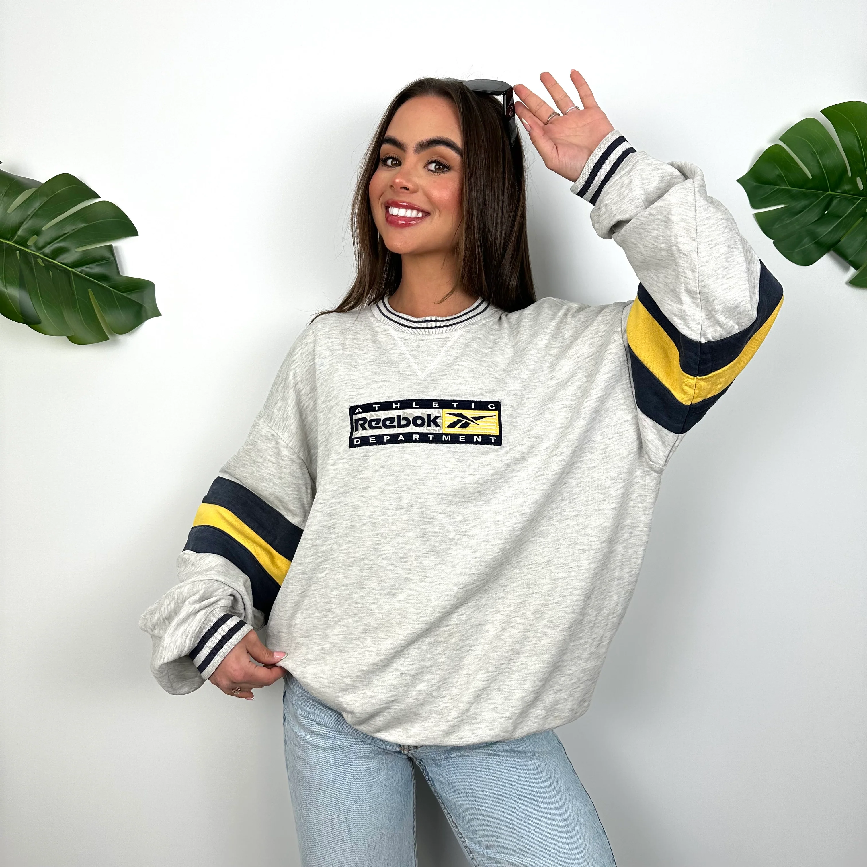 Reebok Grey Embroidered Spell Out Sweatshirt (M)