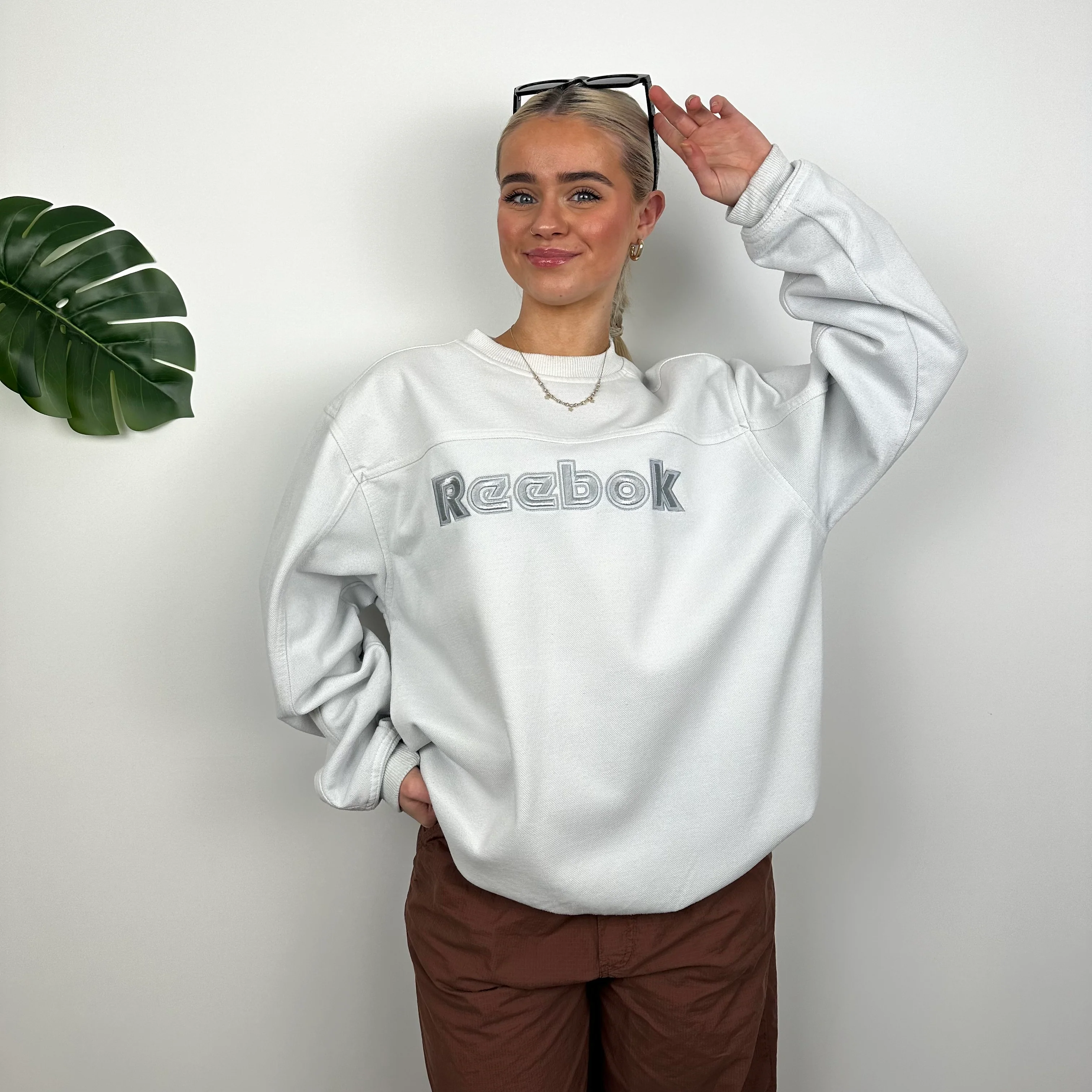 Reebok White And Silver Embroidered Spell Out Sweatshirt (M) - Image 2