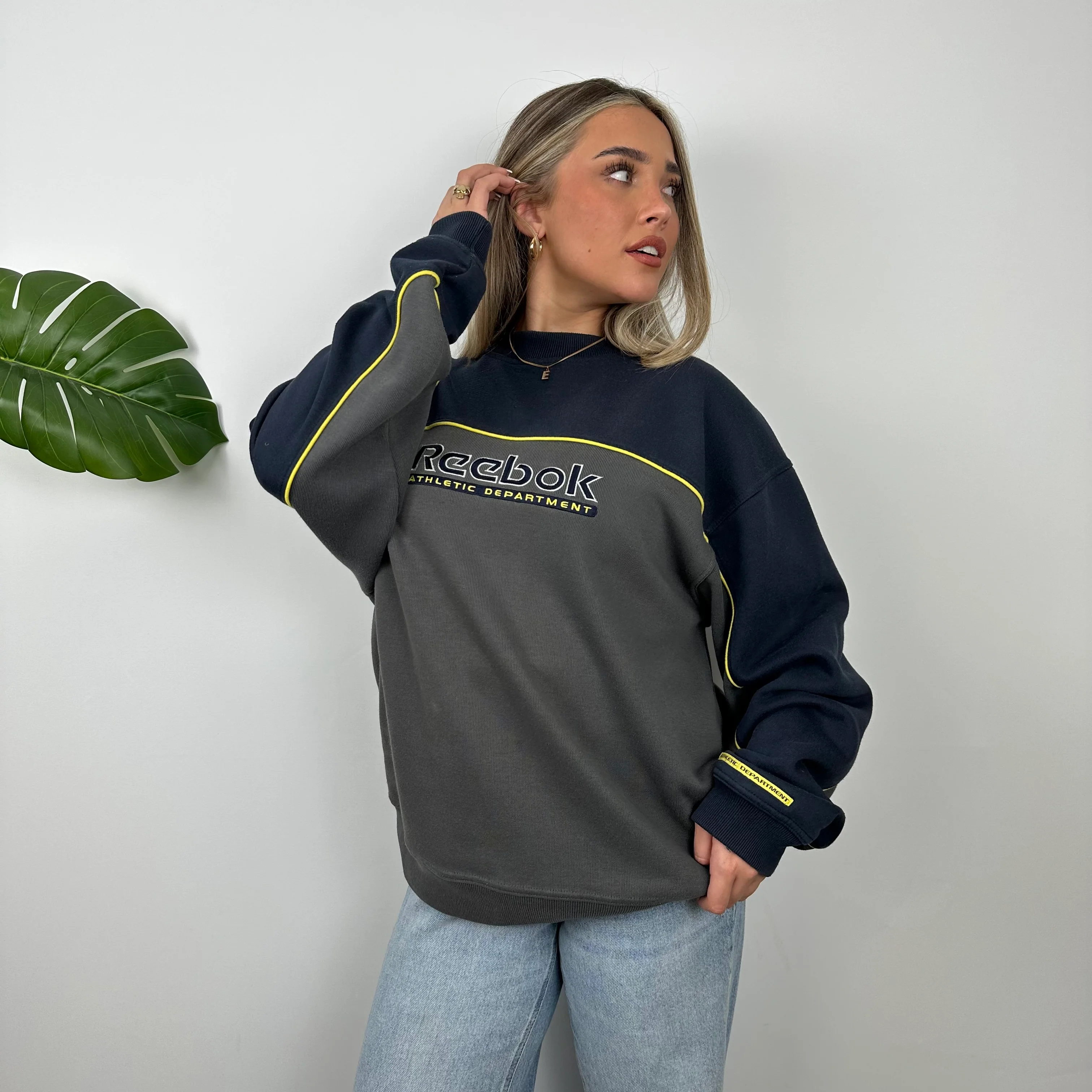 Reebok Grey Embroidered Spell Out Sweatshirt (L) - Image 3
