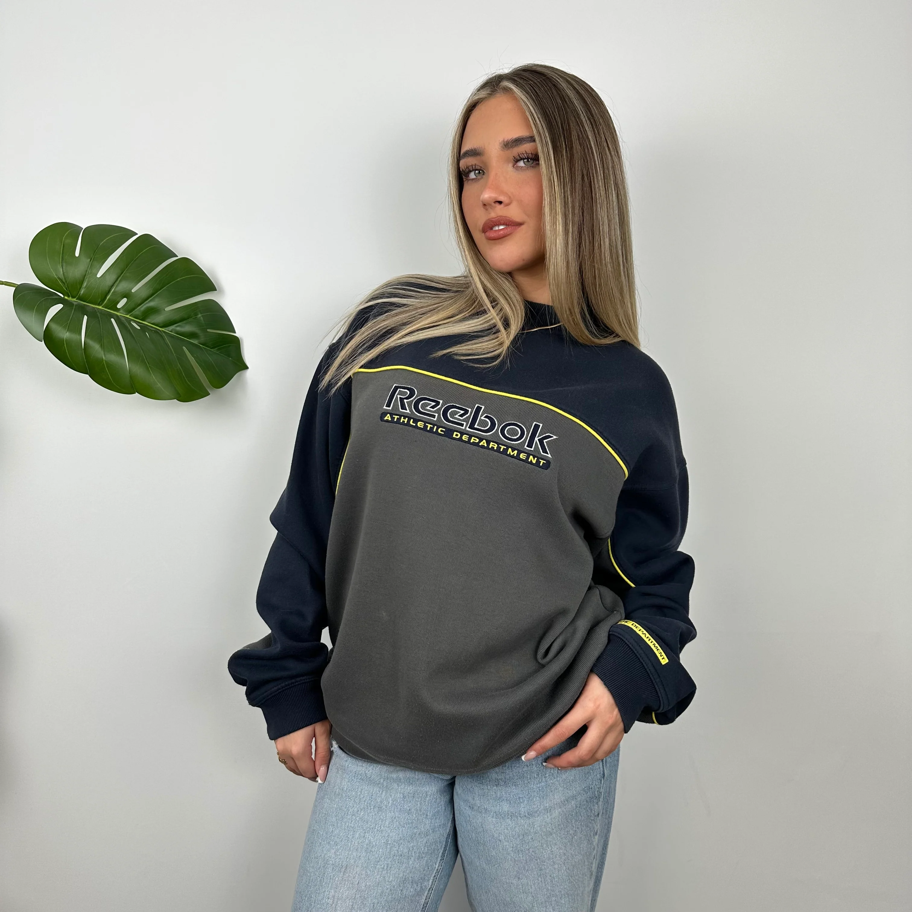 Reebok Grey Embroidered Spell Out Sweatshirt (L) - Image 4