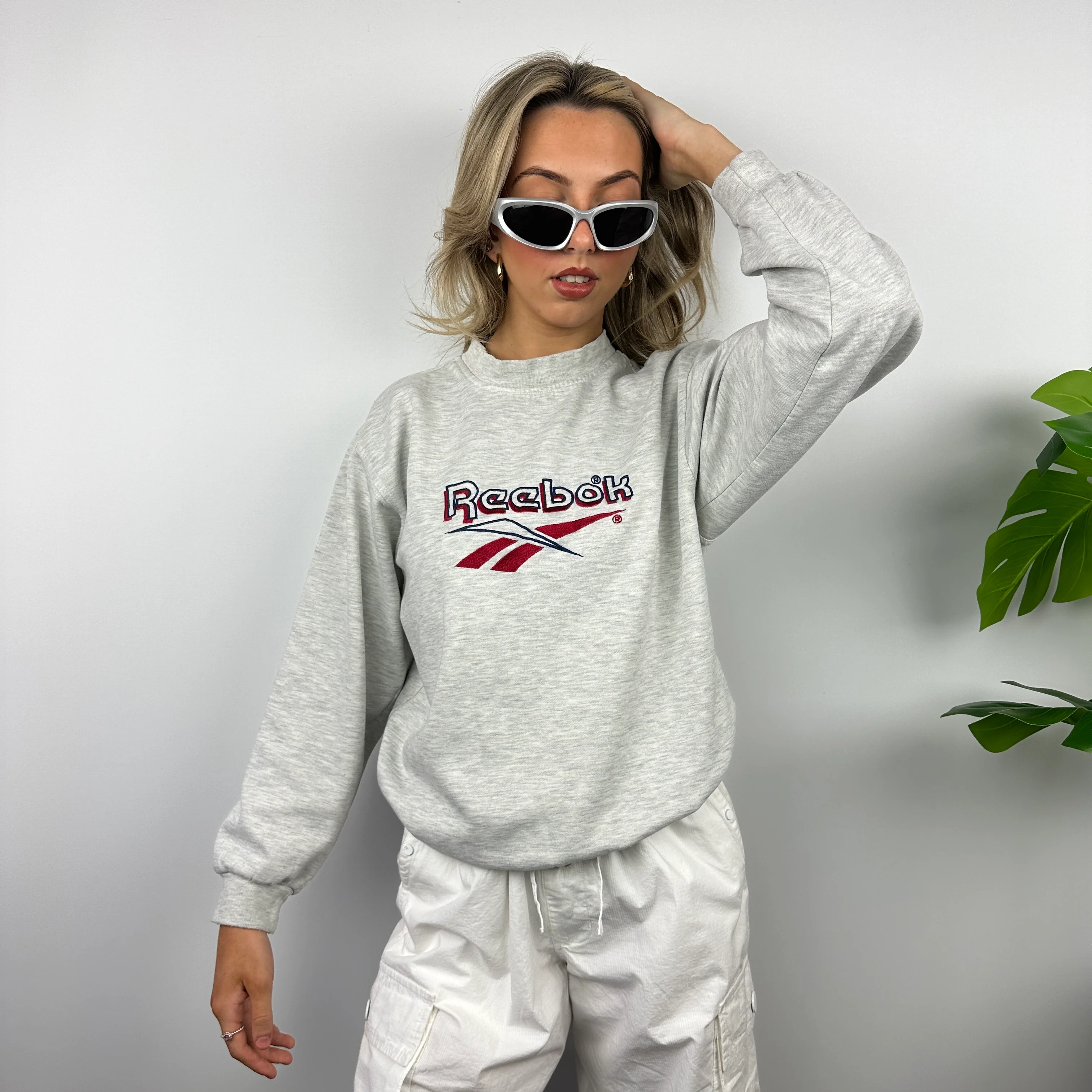 Reebok Grey Embroidered Spell Out Sweatshirt (M) - Image 4