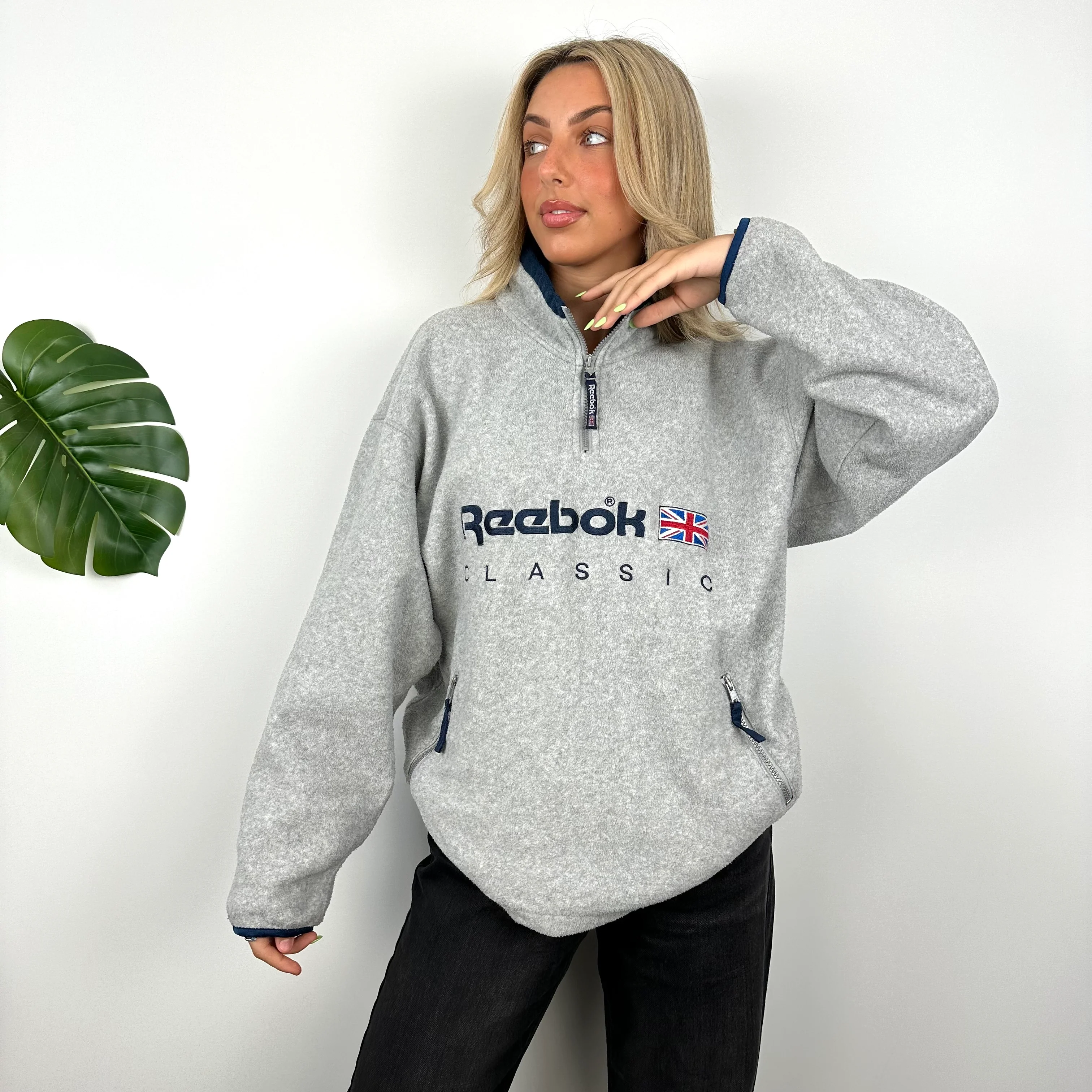 Reebok Grey Embroidered Spell Out Teddy Bear Fleece Quarter Zip Sweatshirt (L) - Image 5