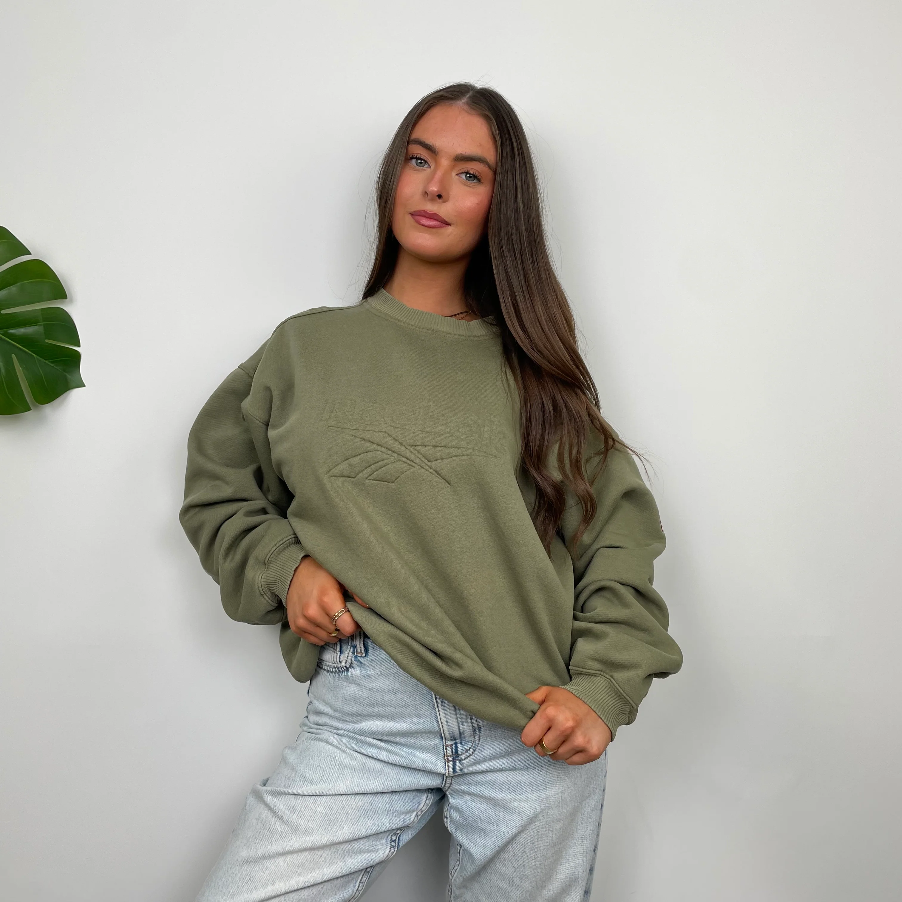 Reebok Khaki Embroidered Spell Out Sweatshirt (M) - Image 3