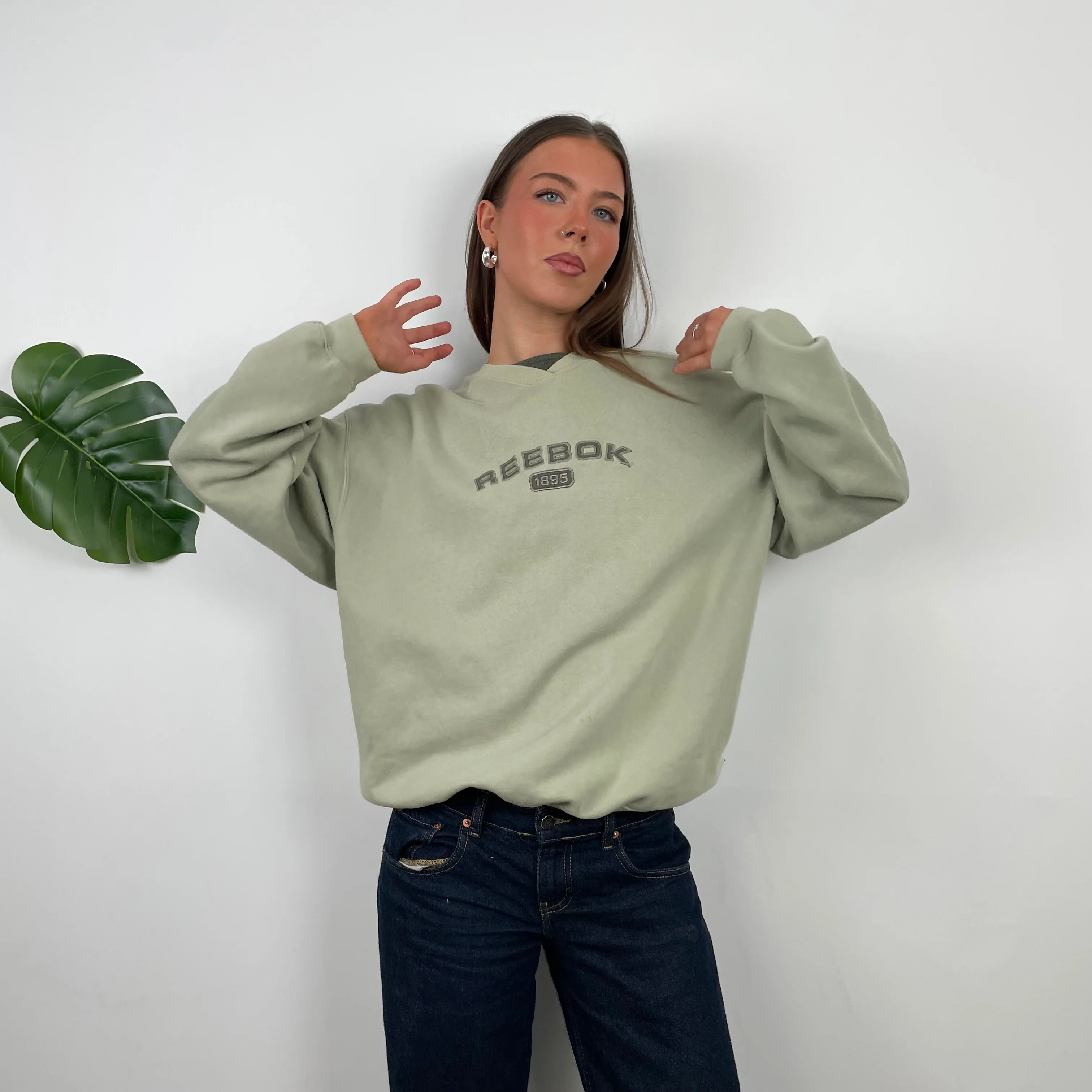 Reebok Khaki Embroidered Spell Out Sweatshirt (M) - Image 3