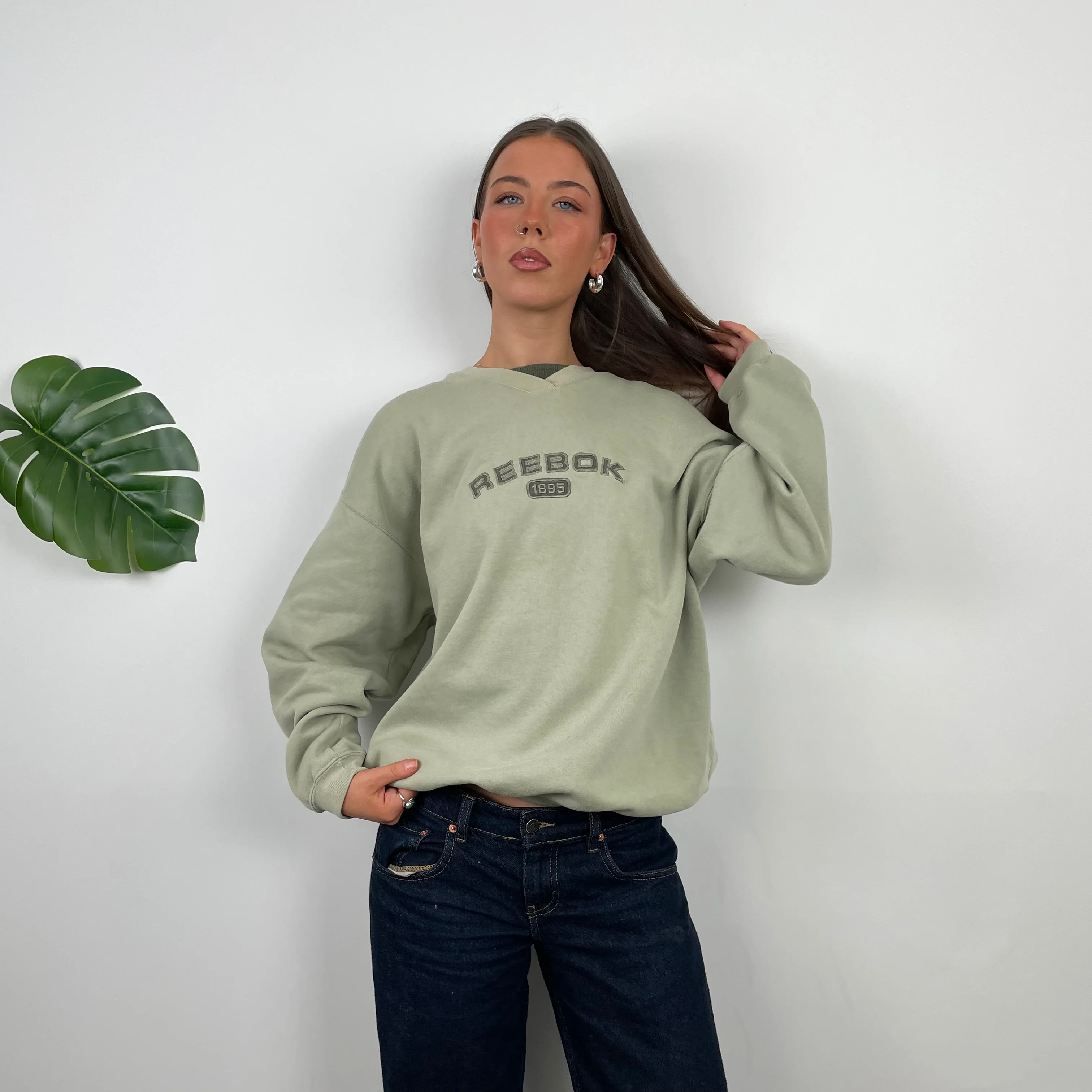 Reebok Khaki Embroidered Spell Out Sweatshirt (M) - Image 4