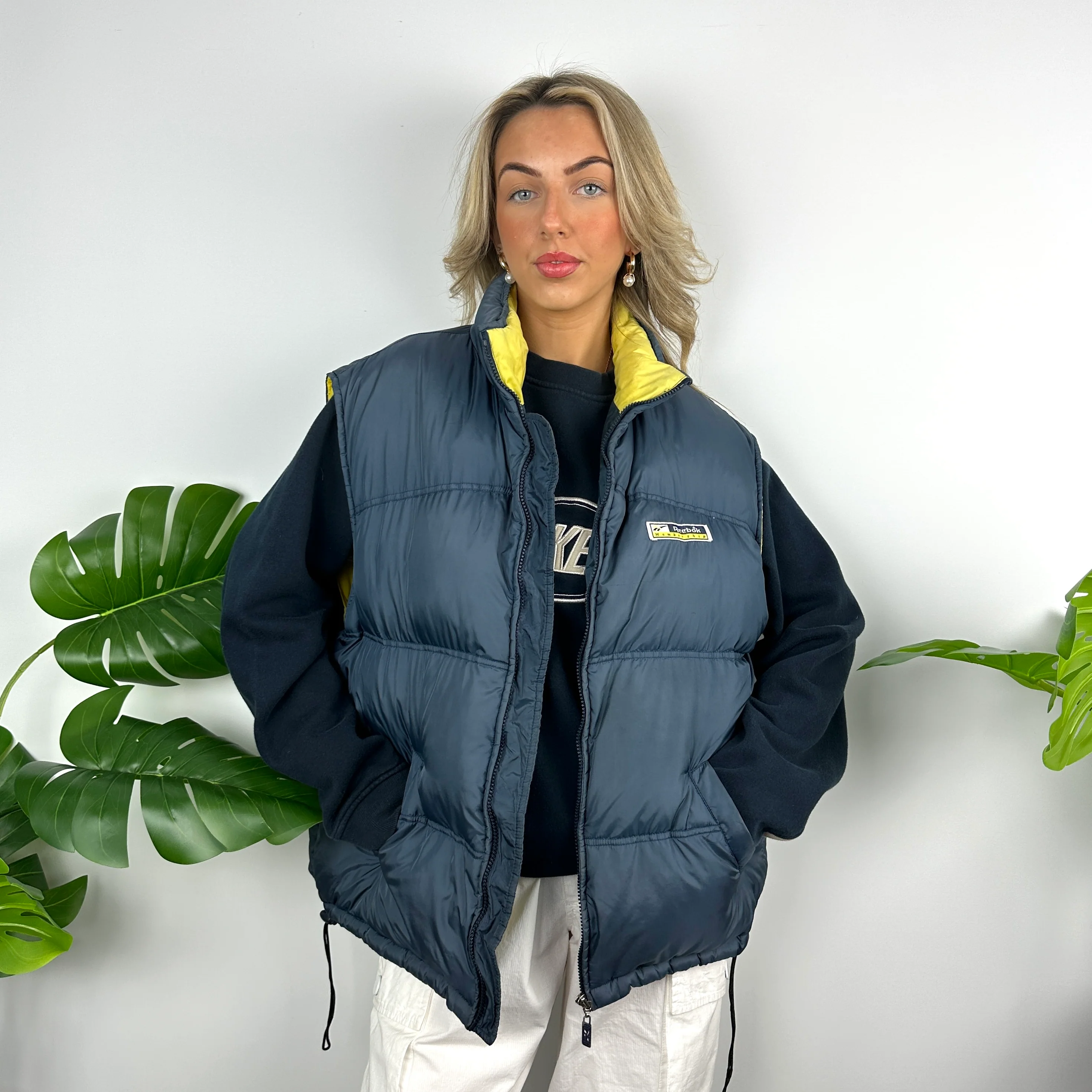 Reebok Navy Embroidered Spell Out Puffer Gilet (XL) - Image 4