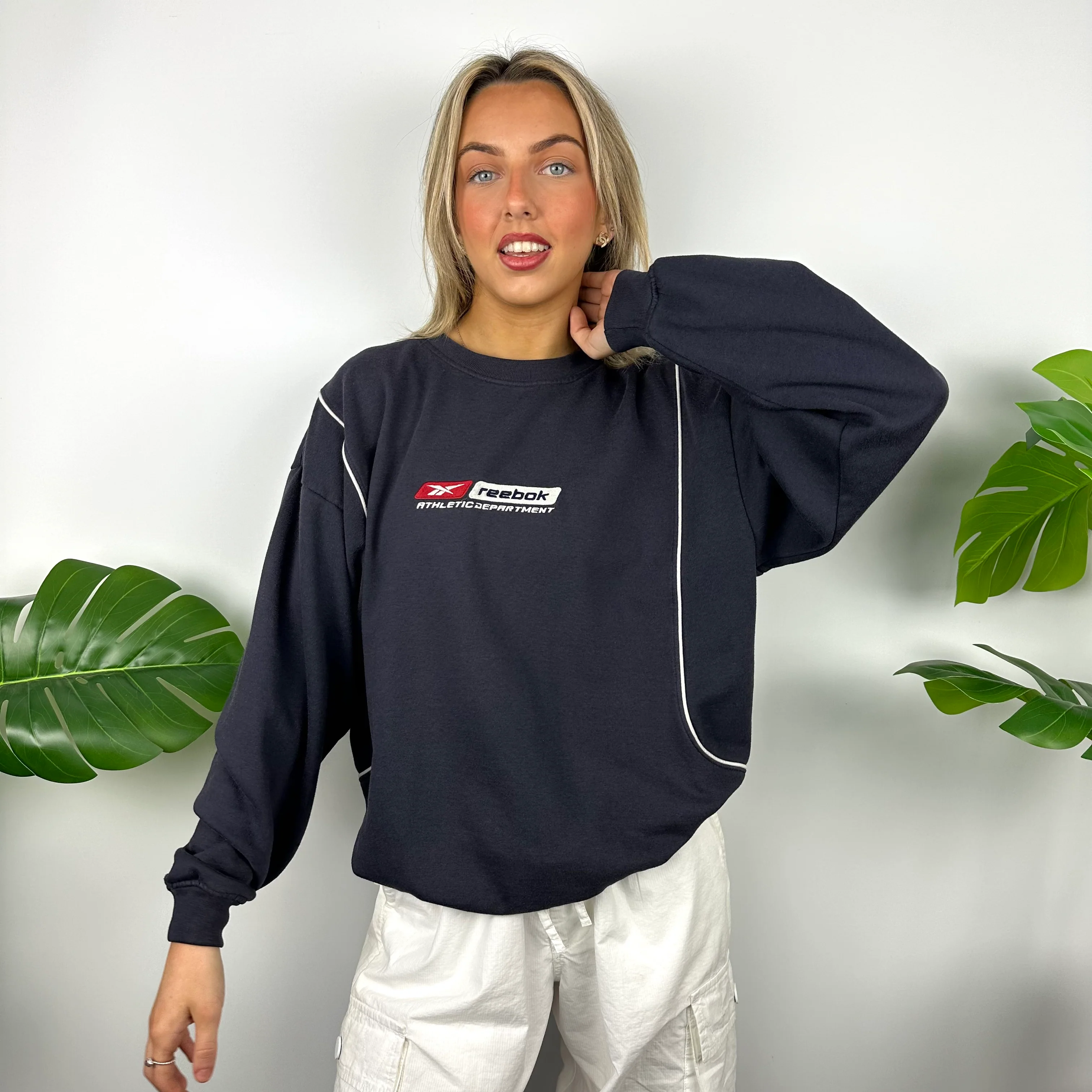 Reebok Navy Embroidered Spell Out Sweatshirt (M) - Image 5