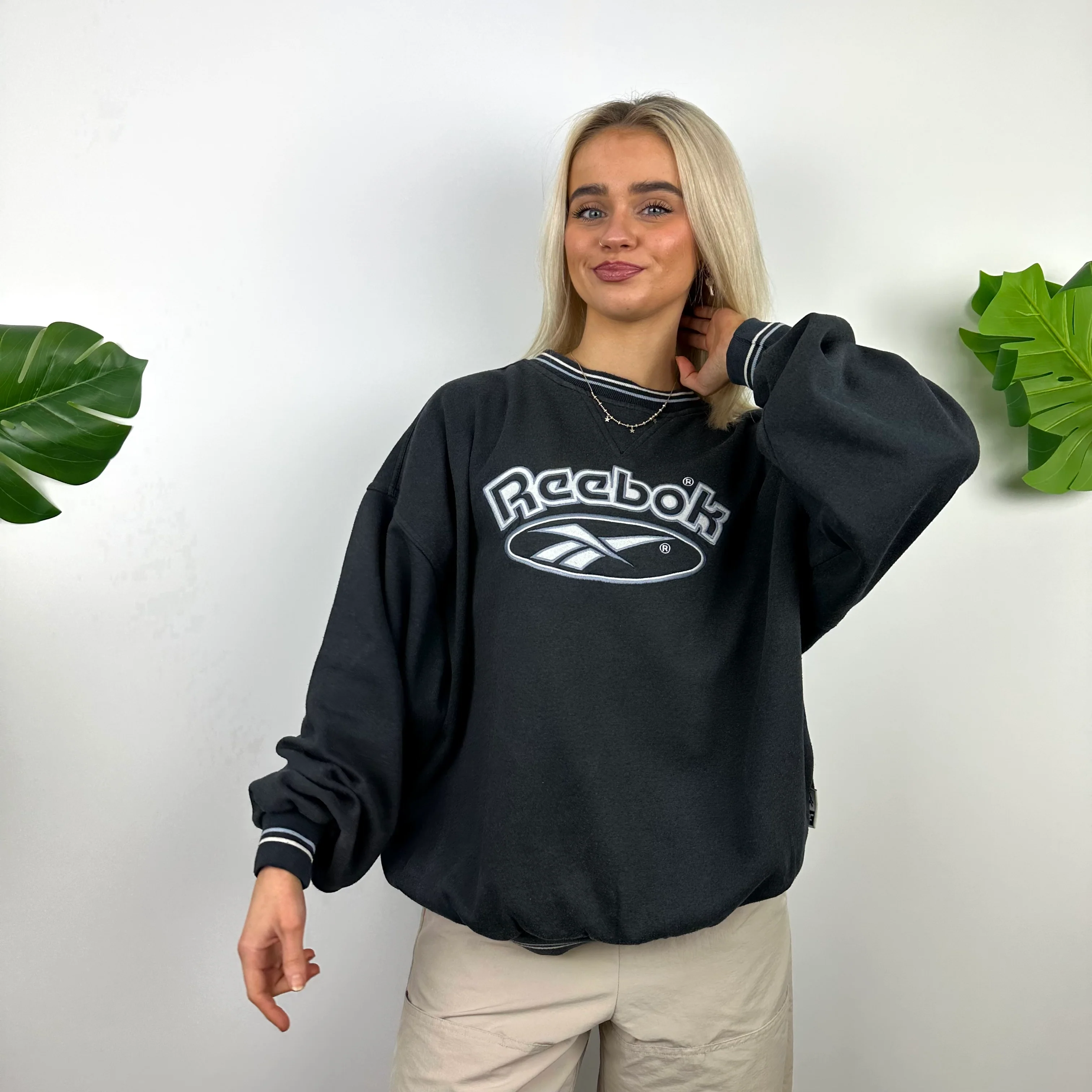 Reebok Navy Embroidered Spell Out Sweatshirt (M) - Image 7