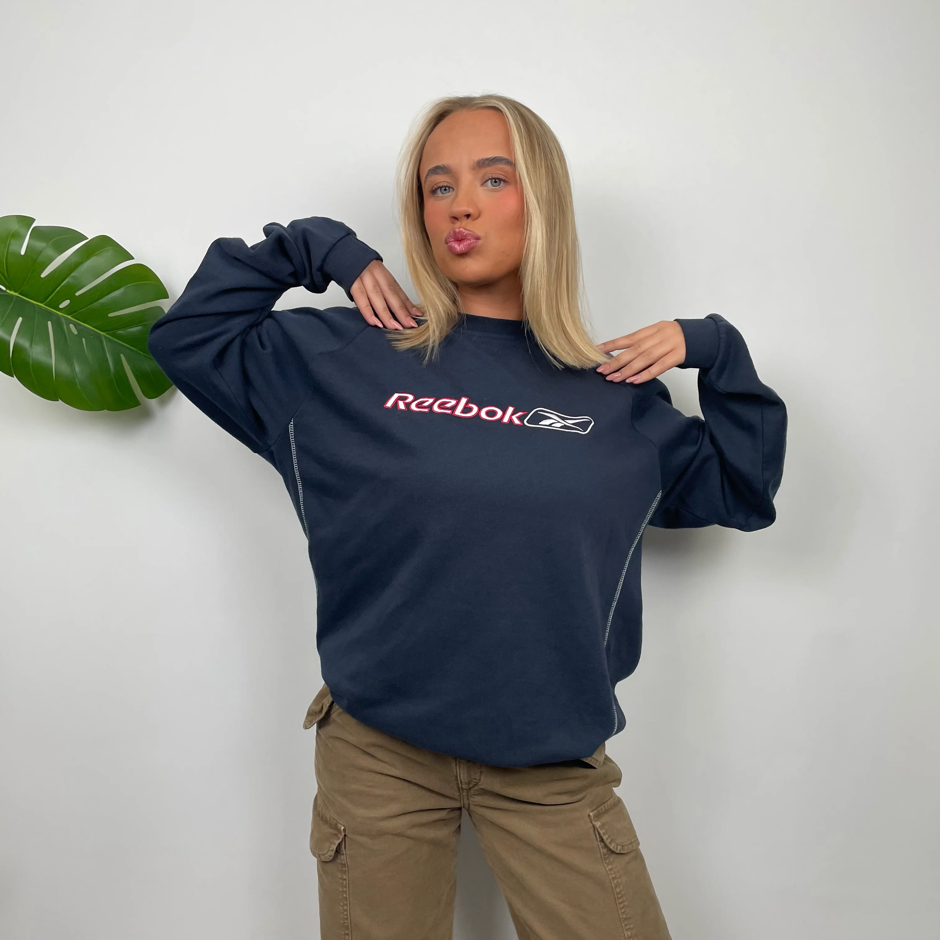 Reebok Navy Embroidered Spell Out Sweatshirt (M) - Image 3
