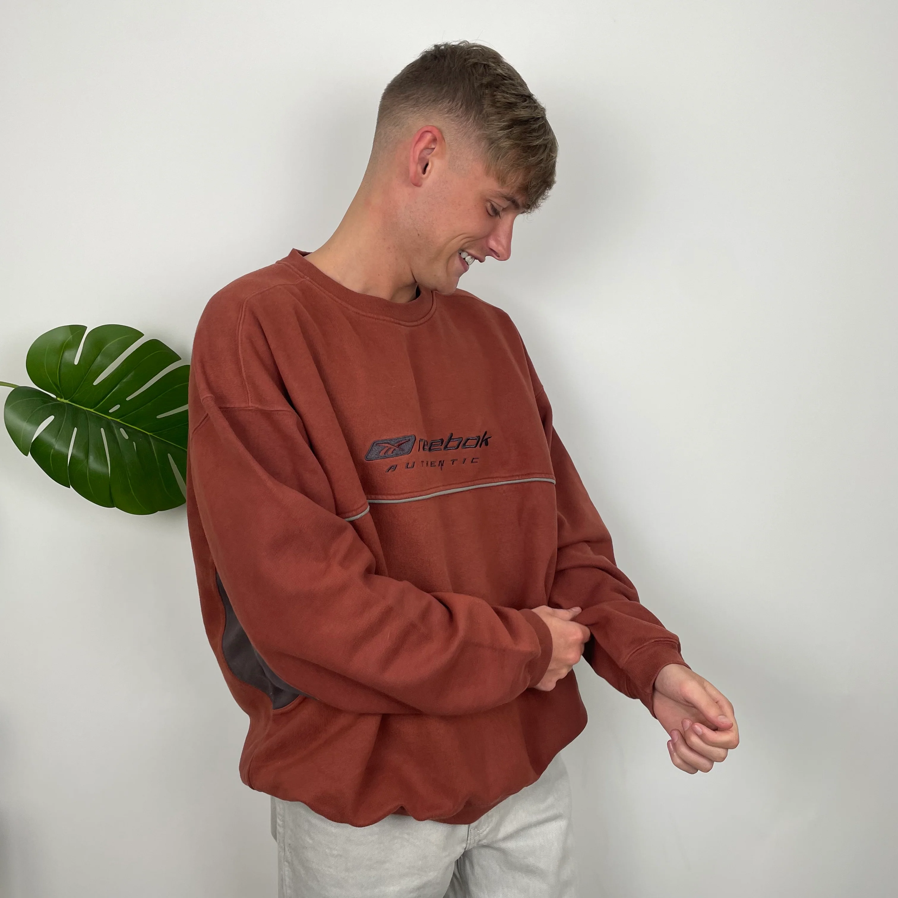 Reebok RARE Burnt Sienna Brown Embroidered Spell Out Sweatshirt (XL) - Image 2