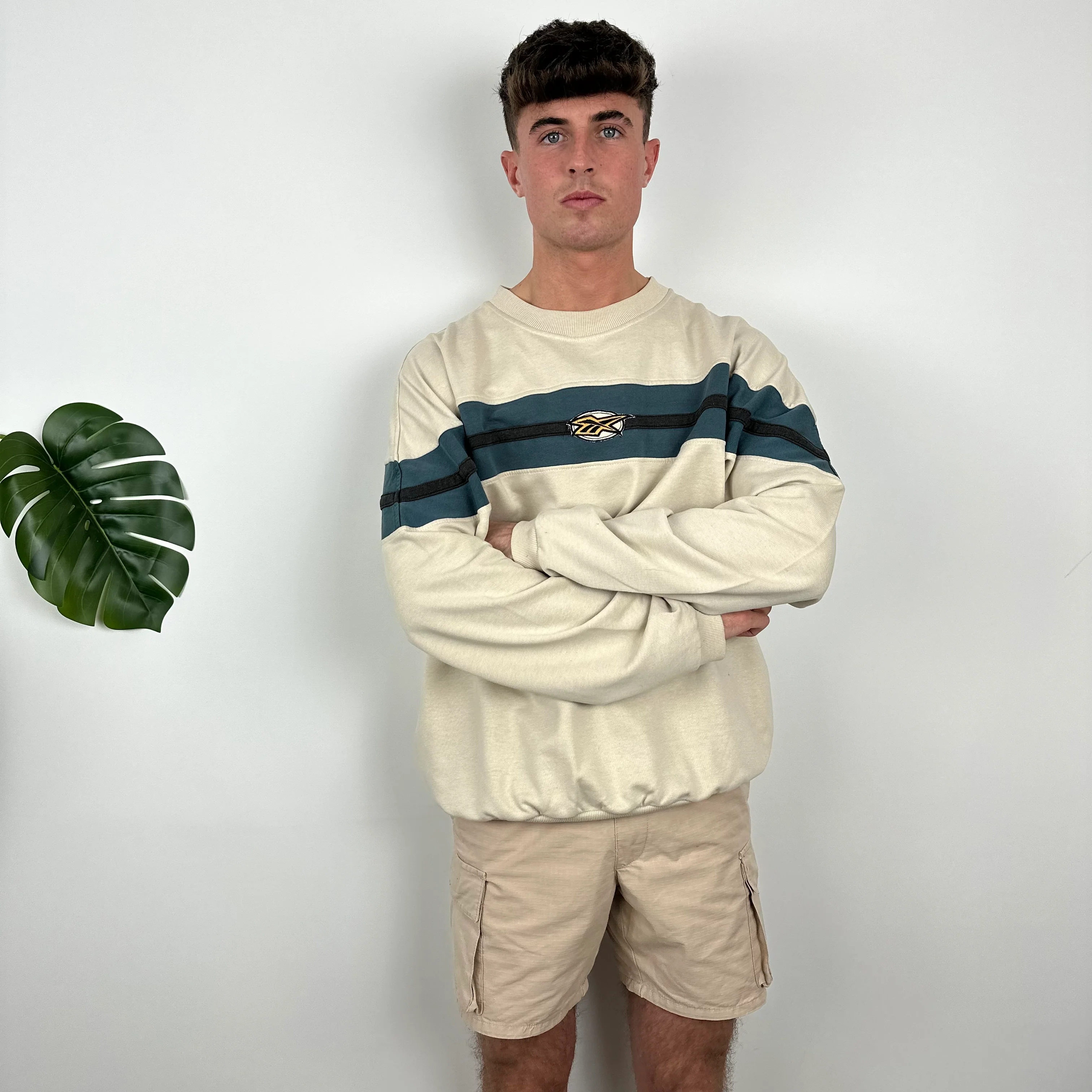 Reebok Cream Embroidered Spell Out Sweatshirt (XL) - Image 3
