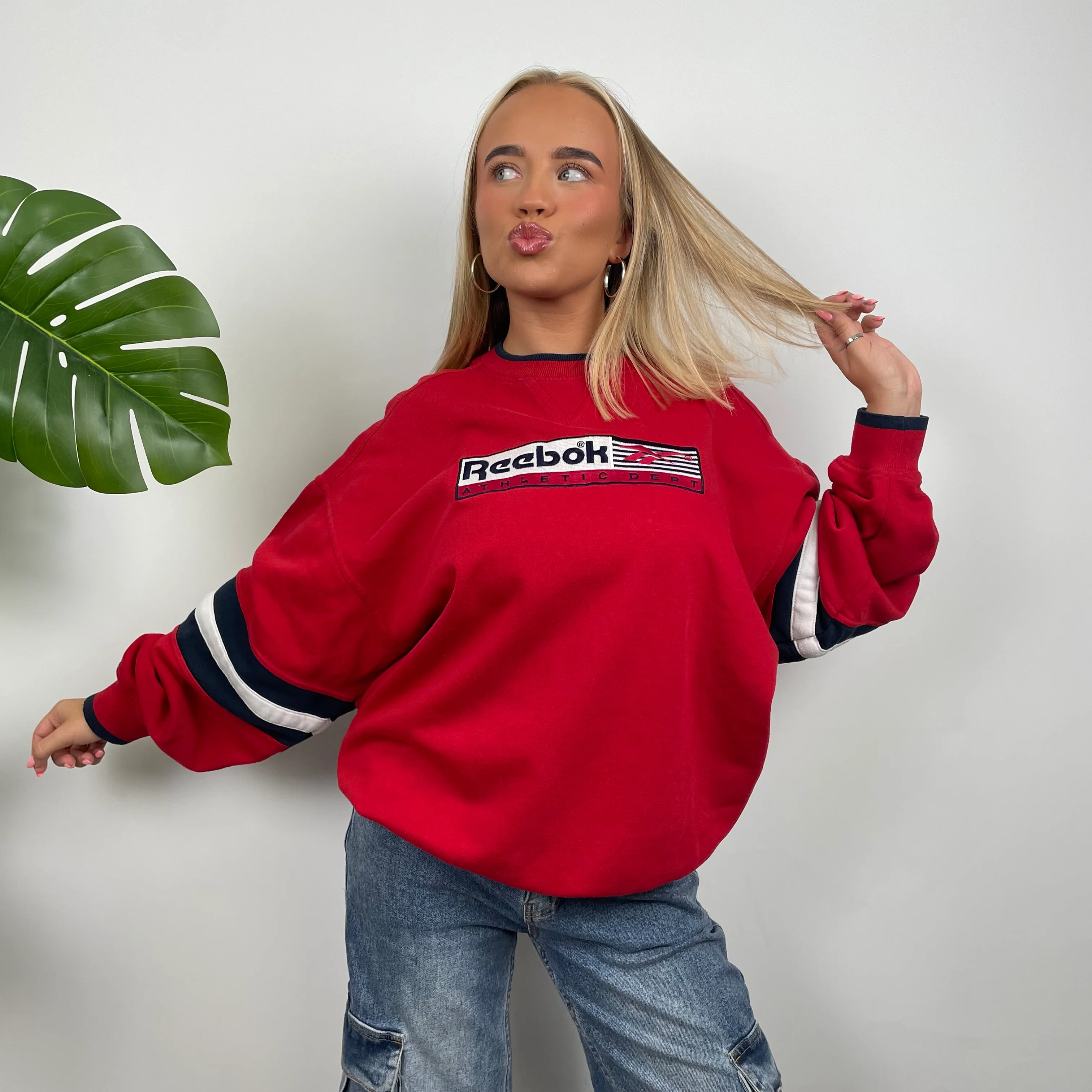 Reebok Red Embroidered Spell Out Sweatshirt (L) - Image 3