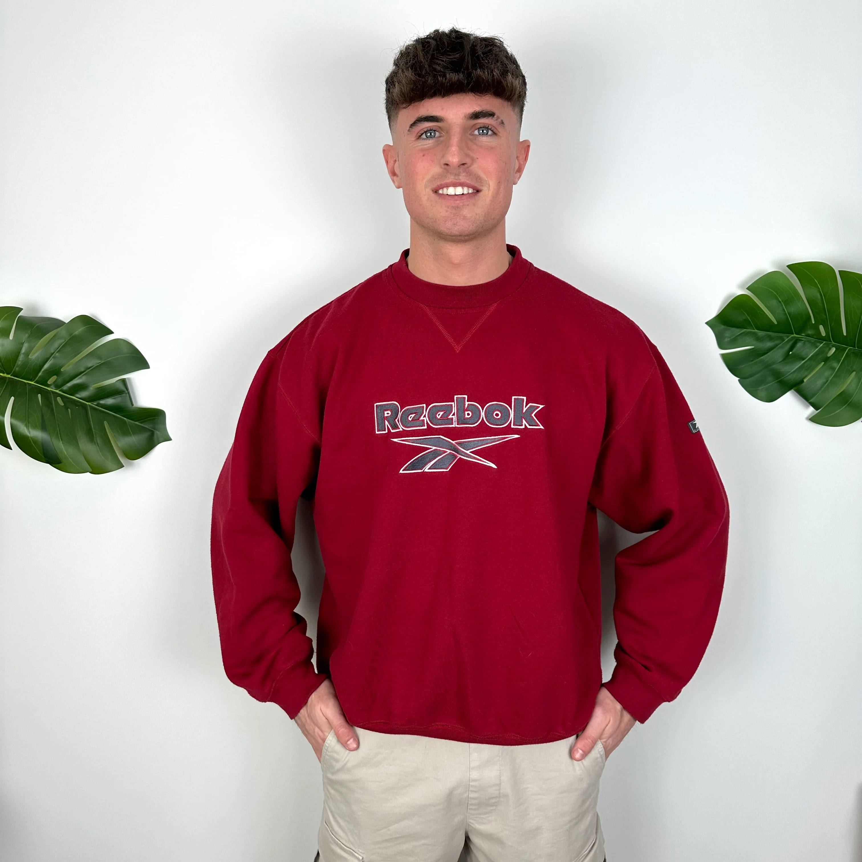 Reebok Red Embroidered Spell Out Sweatshirt (L) - Image 4