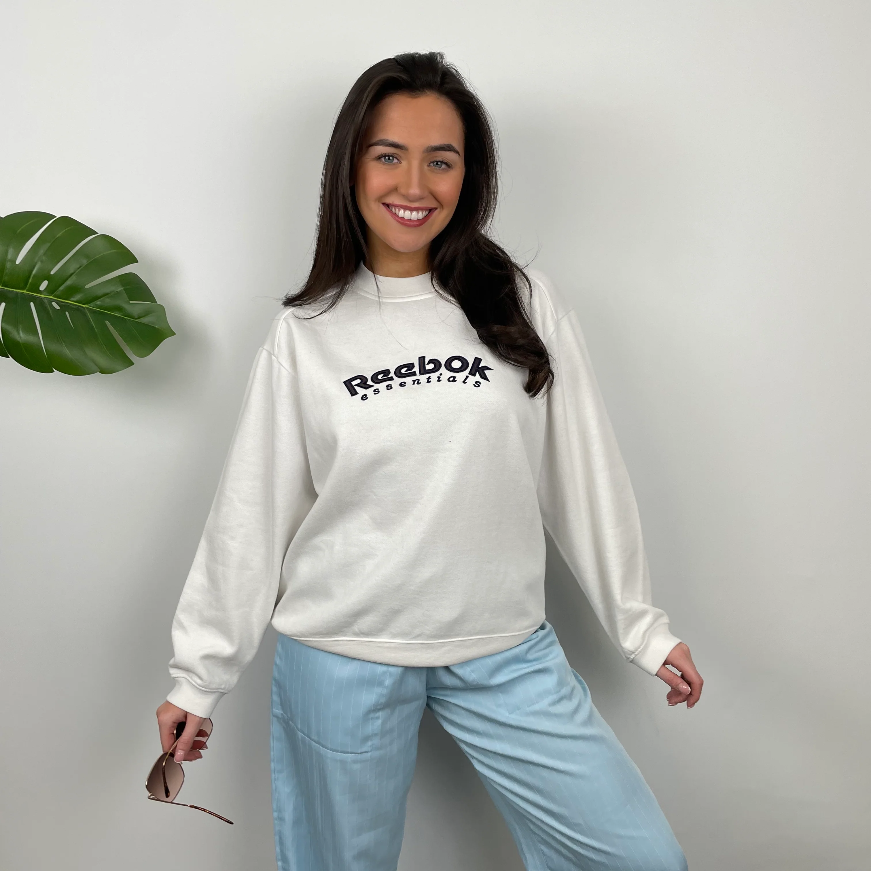 Reebok White Embroidered Spell Out Sweatshirt (M) - Image 2