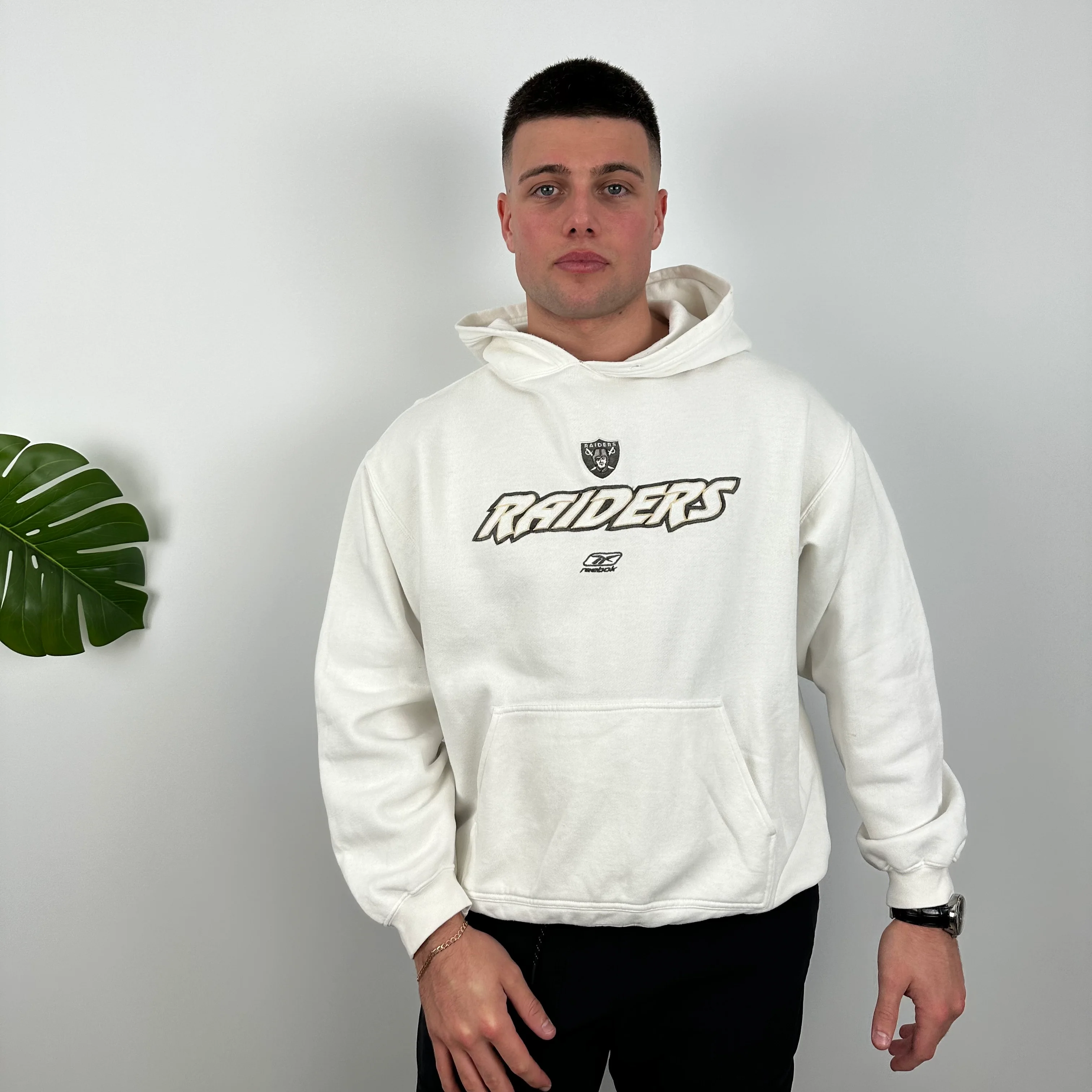 Reebok x Raiders NFL White Embroidered Spell Out Hoodie (M) - Image 5
