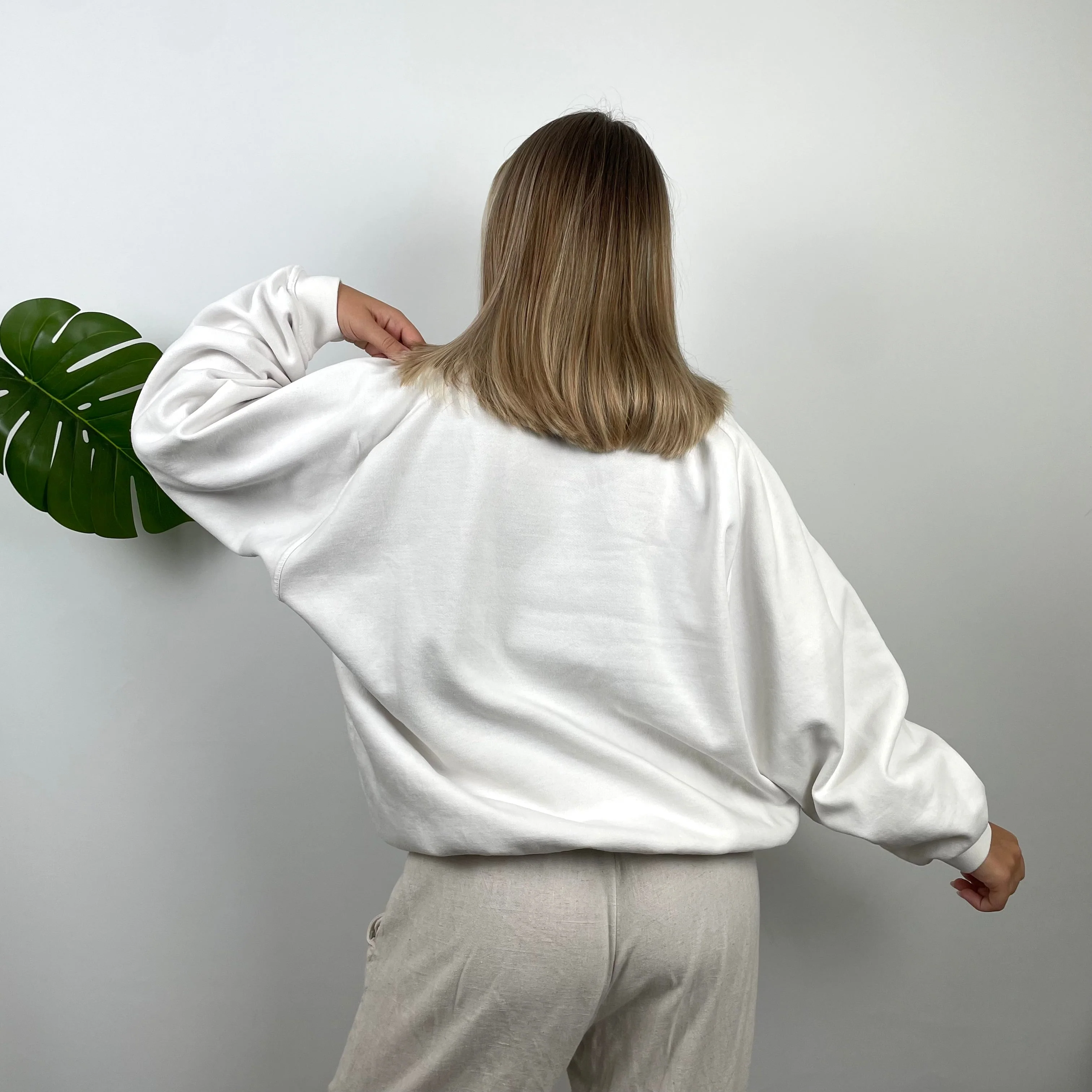 Sergio Tacchini White  Embroidered Spell Out Sweatshirt (L) - Image 4