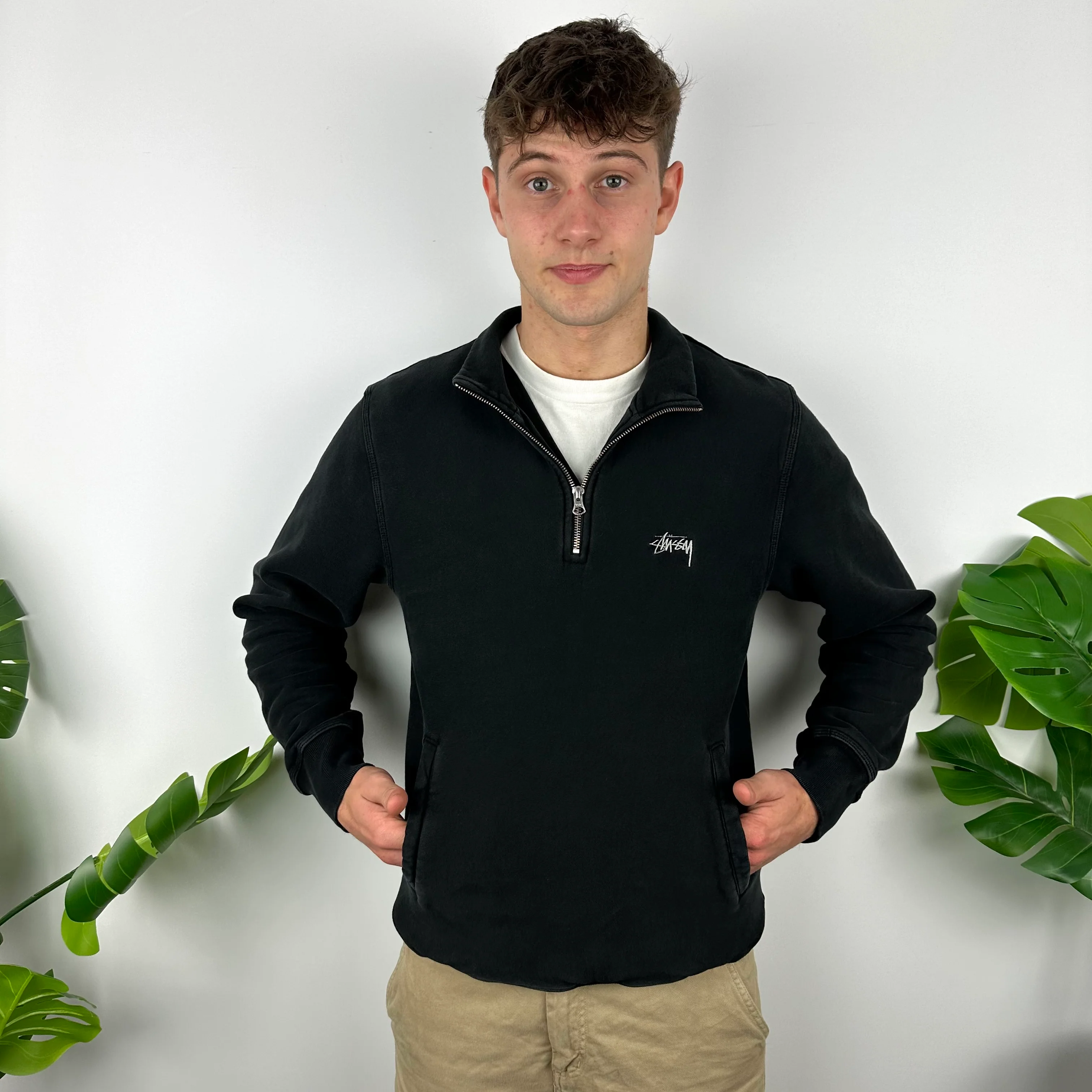 Stussy Black Embroidered Spell Out Quarter Zip Sweatshirt (M) - Image 3