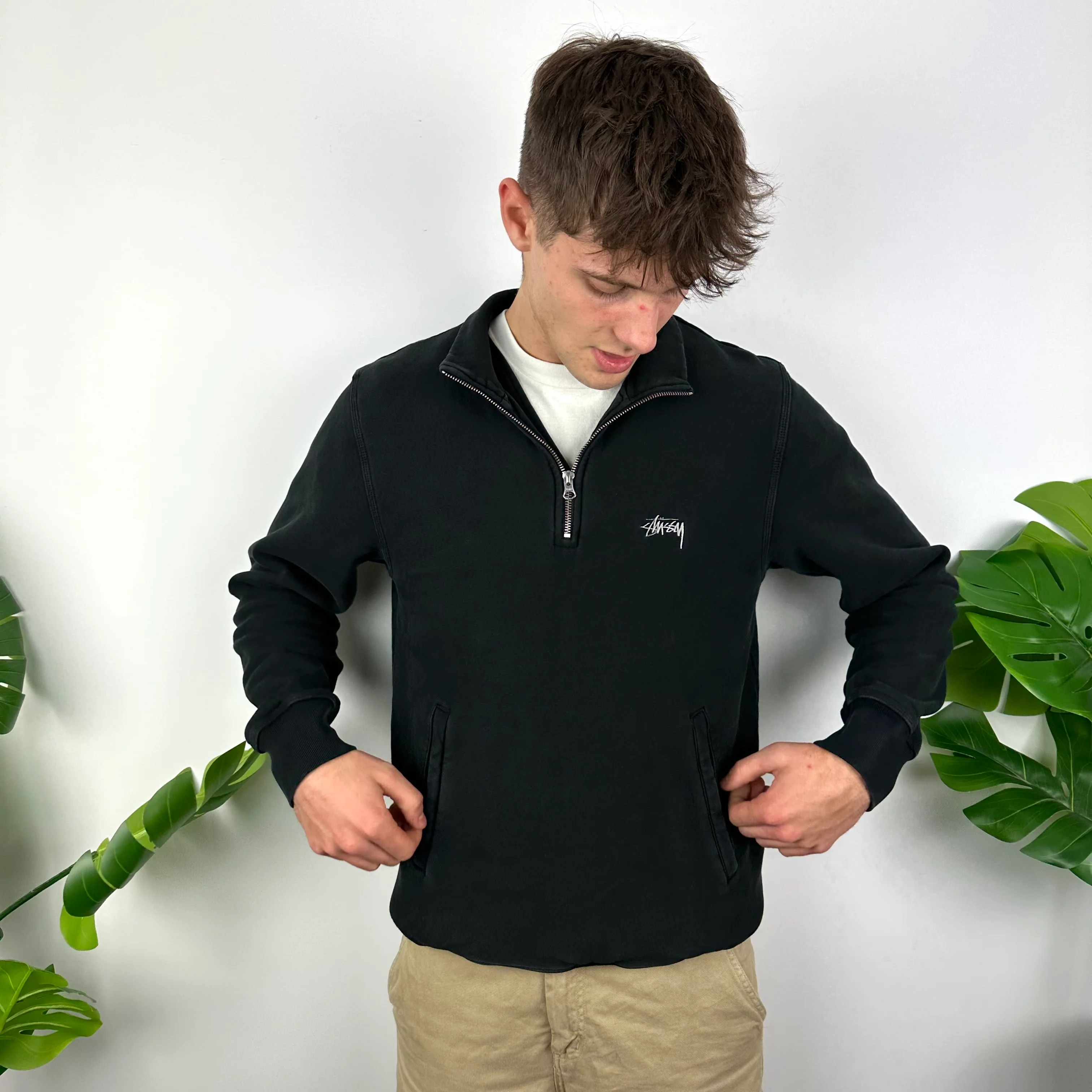 Stussy Black Embroidered Spell Out Quarter Zip Sweatshirt (M) - Image 6