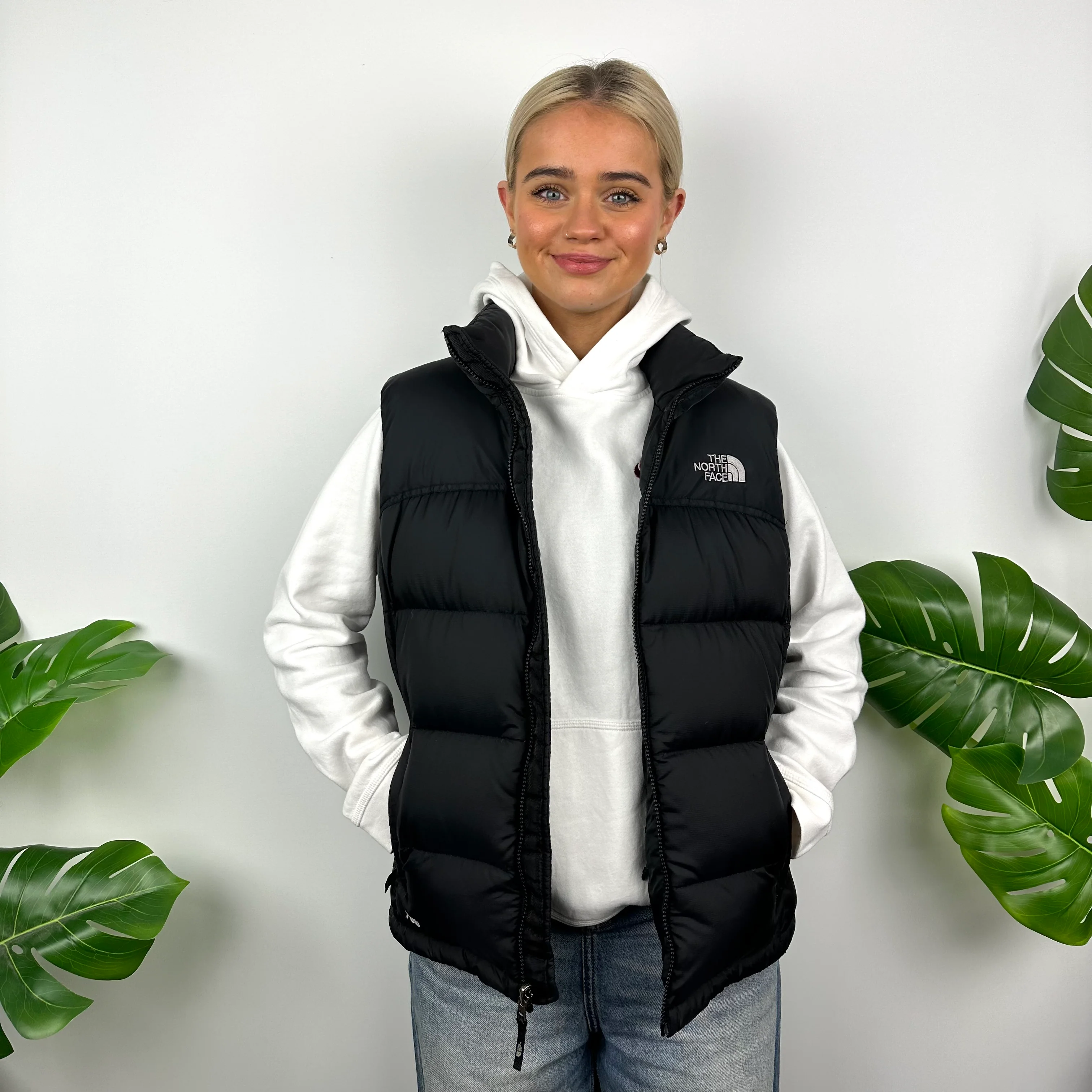 The North Face Black Nuptse 700 Puffer Gilet (M) - Image 5