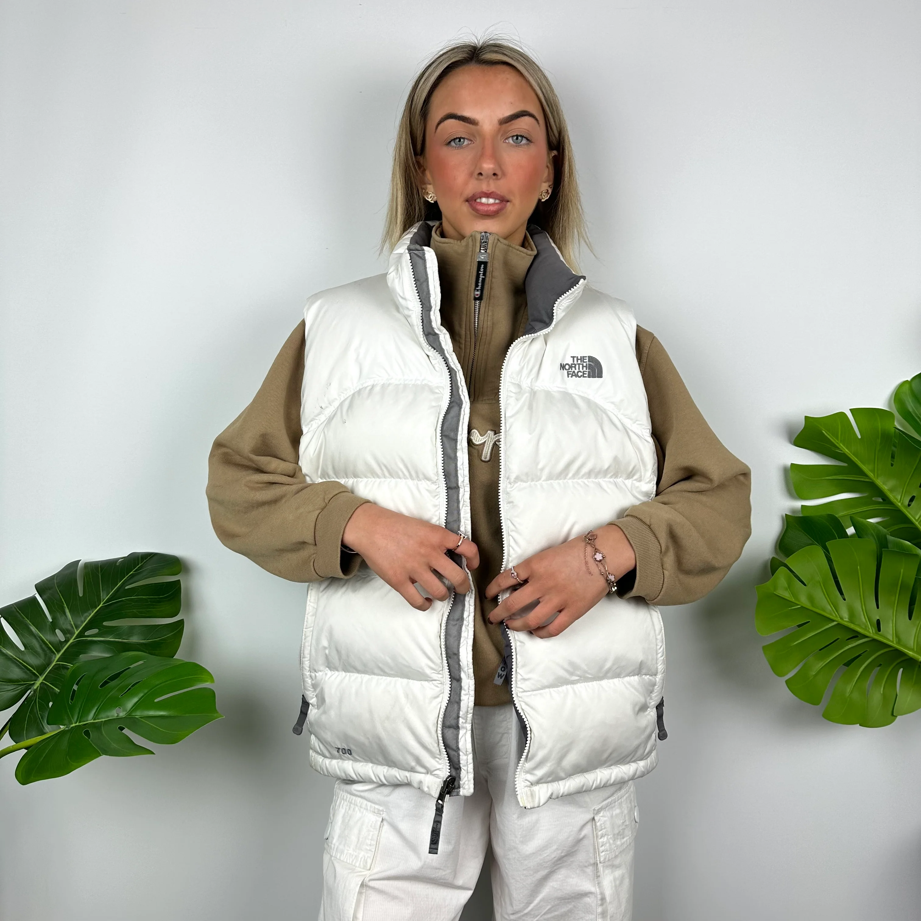 The North Face White Nuptse 700 Puffer Gilet (L) - Image 3