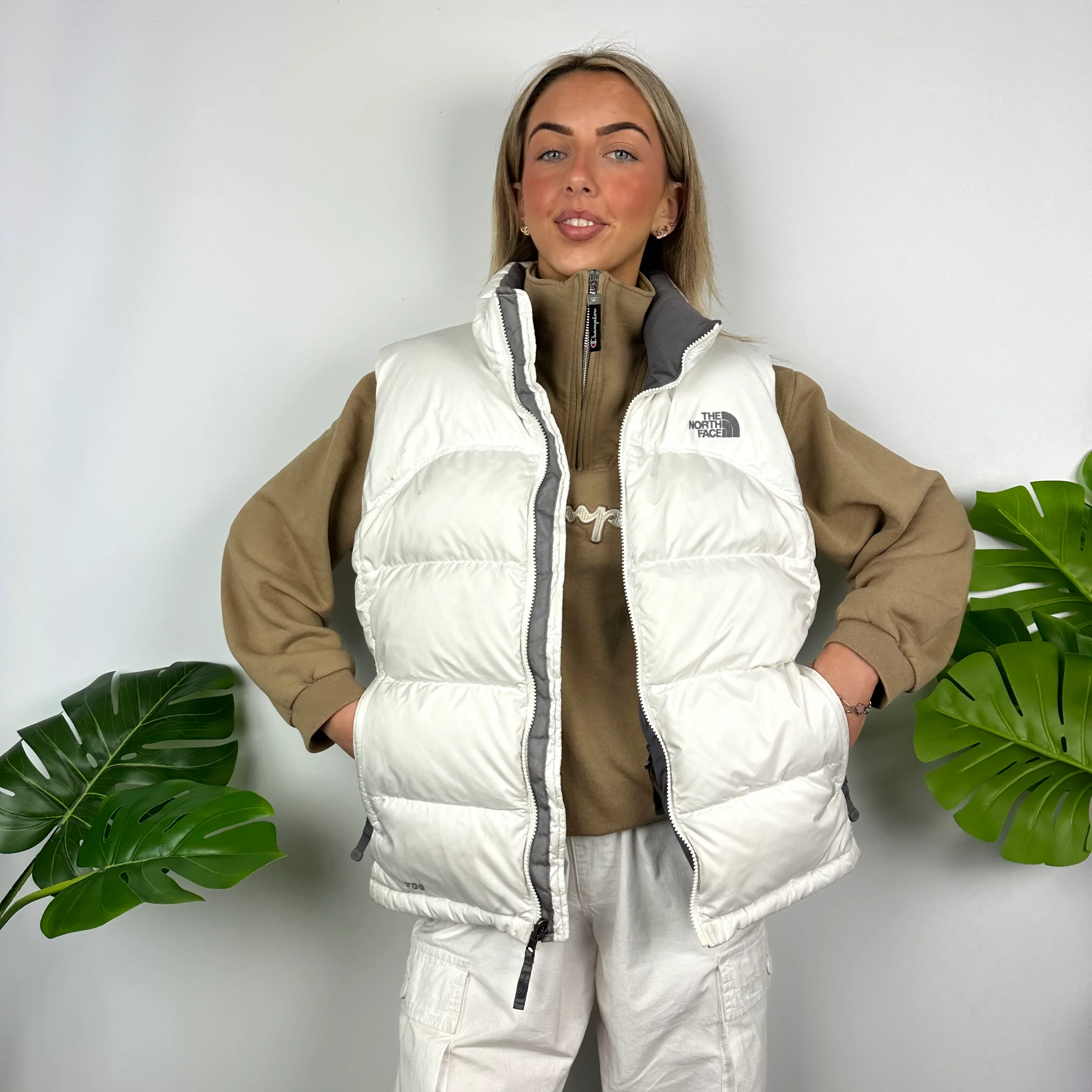 The North Face White Nuptse 700 Puffer Gilet (L) - Image 7