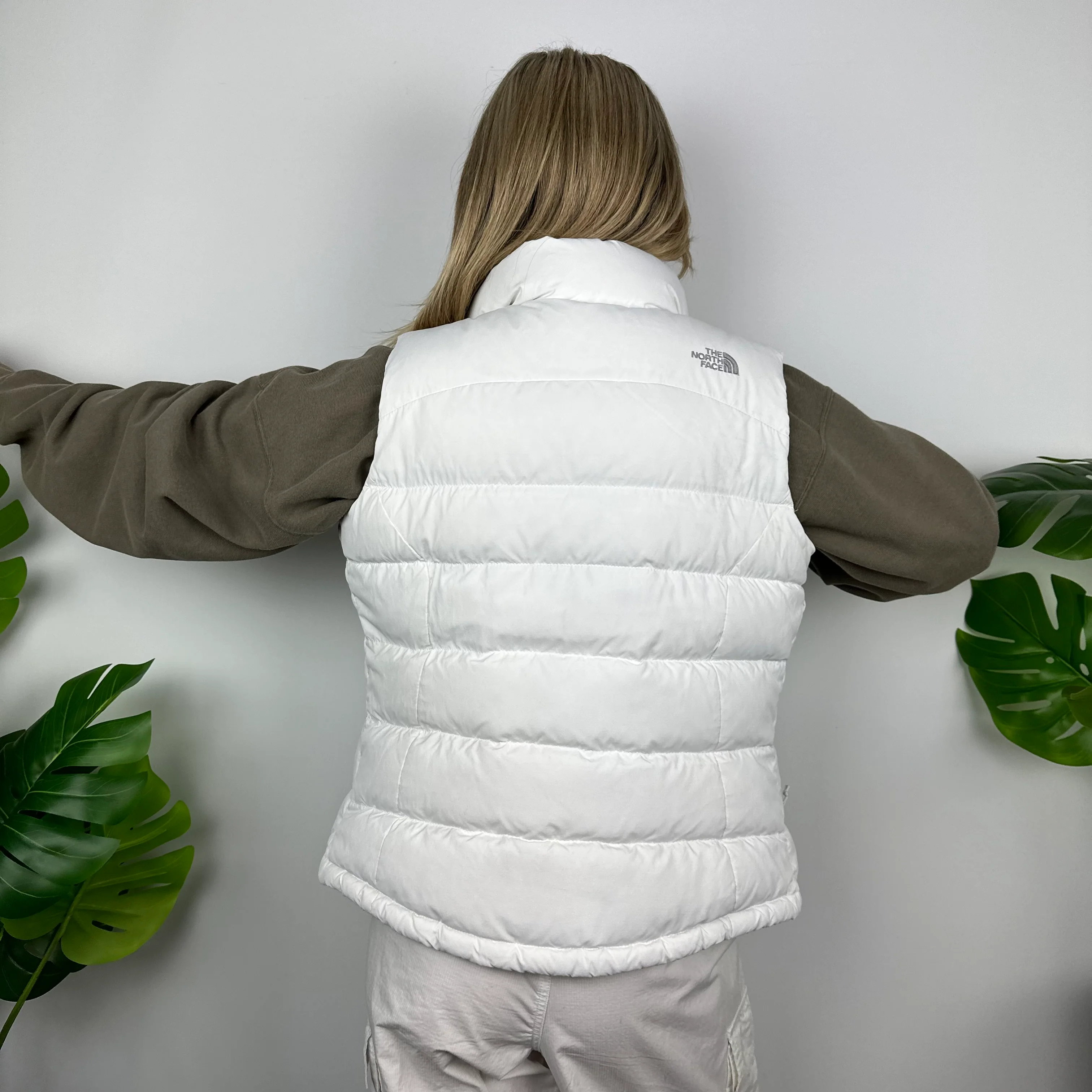 The North Face White Nuptse 700 Puffer Gilet (M) - Image 5